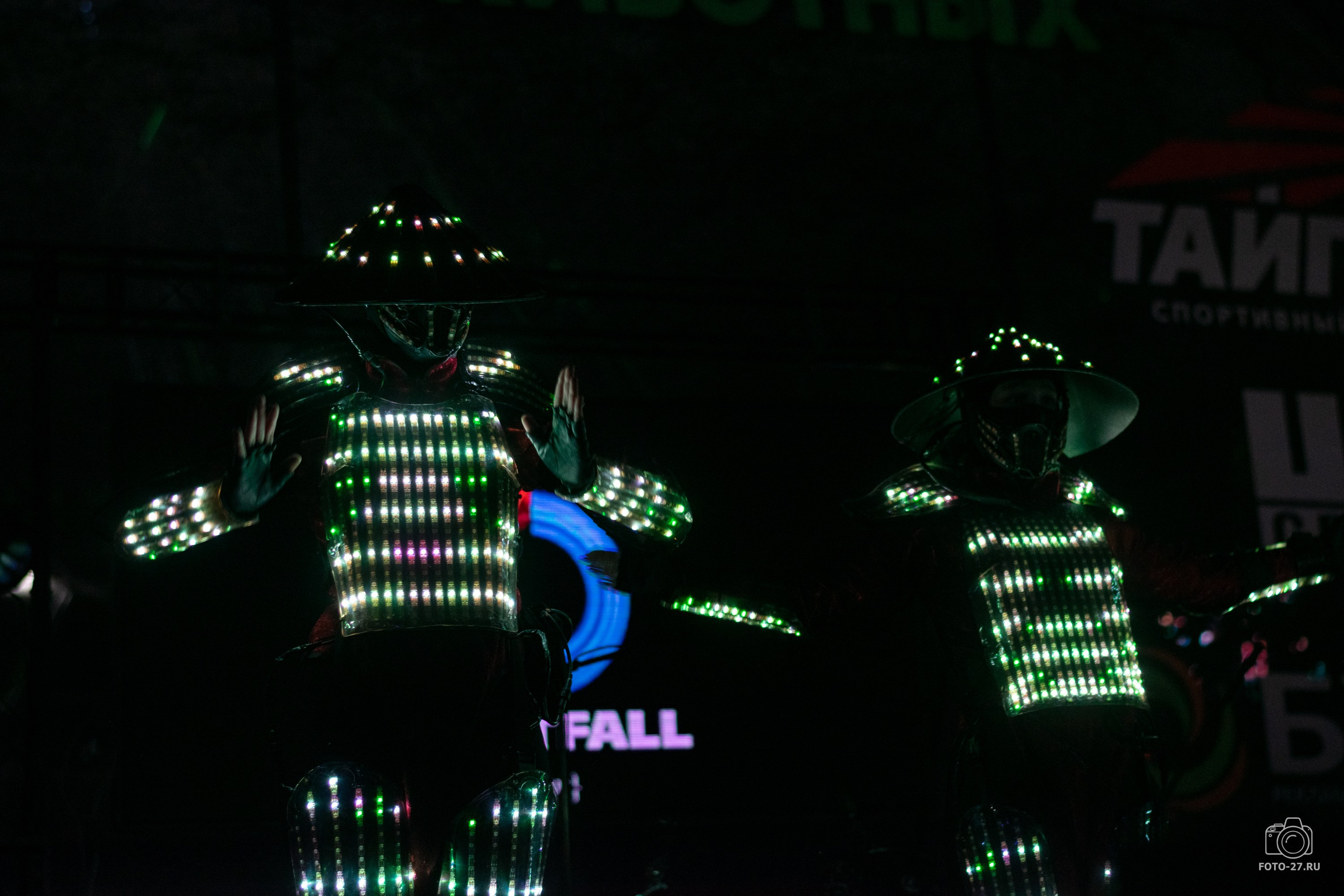 Антон Курдюмов фотограф в Хабаровске Рина Курдюмова фото27 foto27 Антон Дорофеев репортажный репортаж документалист Тони и Рина фотосоздатели Международный фестиваль Рок в защиту животных Хабаровск