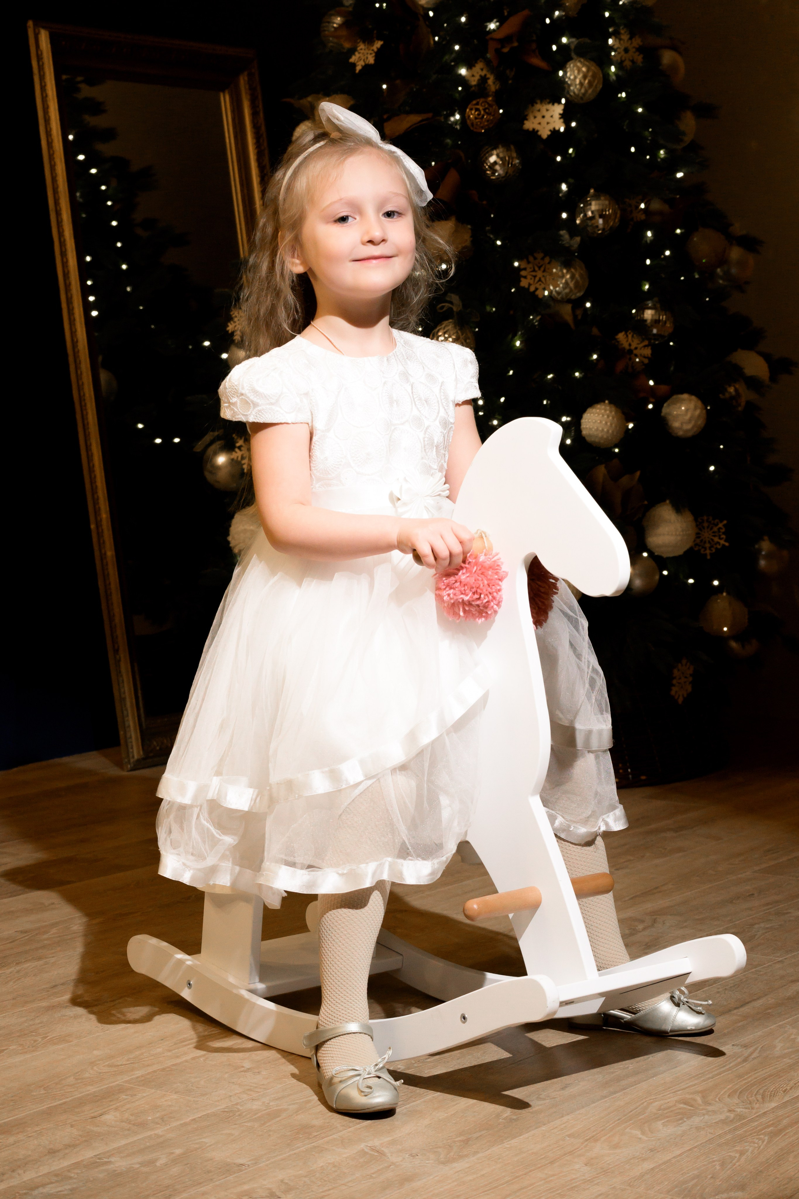 Olya and the family. Fotograf Dmitrii Donets