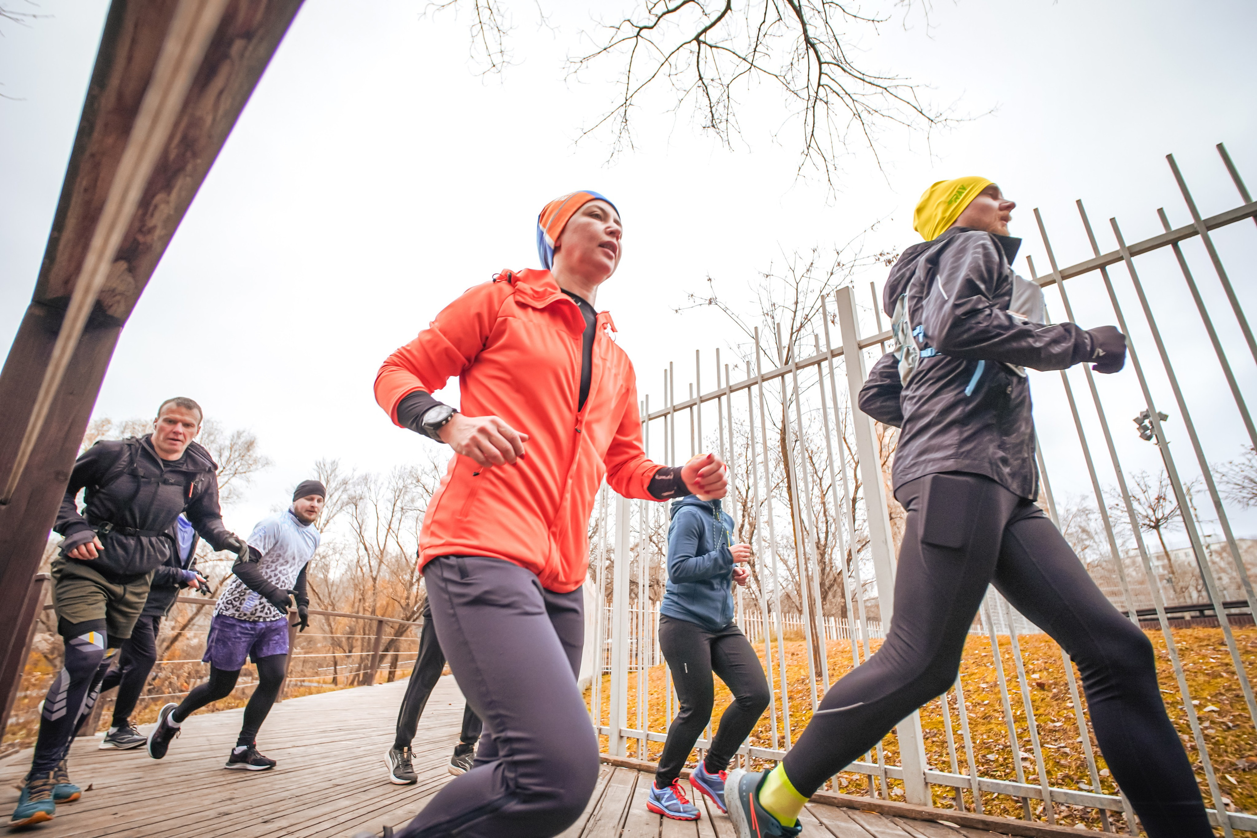 #марафонудома #яuzarun 2024 2-я петля, группа 6:30. Роман Капилюшов. Бег. Фото. Видео. г. Люберцы