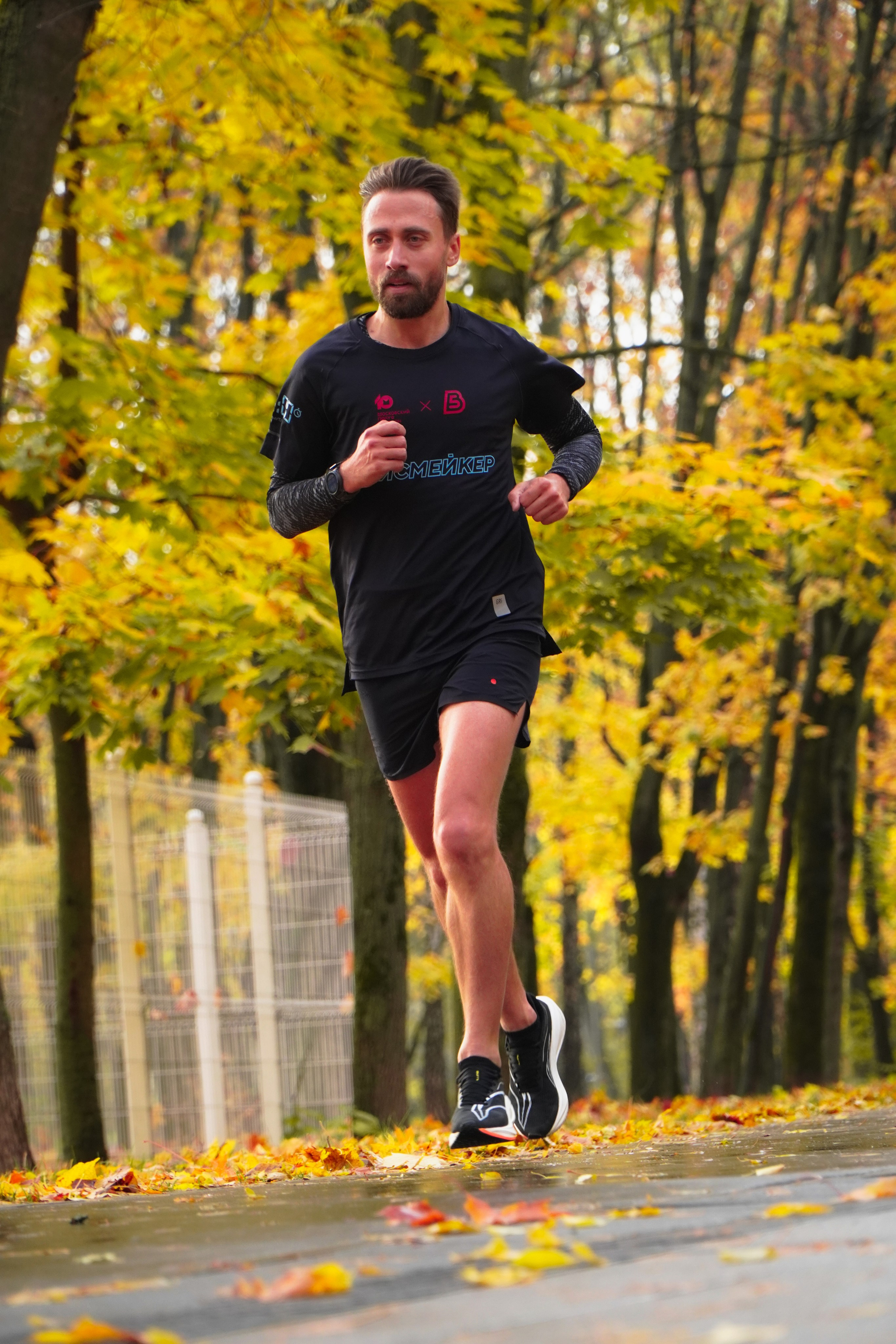 5 вёрст Наташинский 11 октября 2025. Роман Капилюшов. Бег. Фото. Видео. г. Люберцы