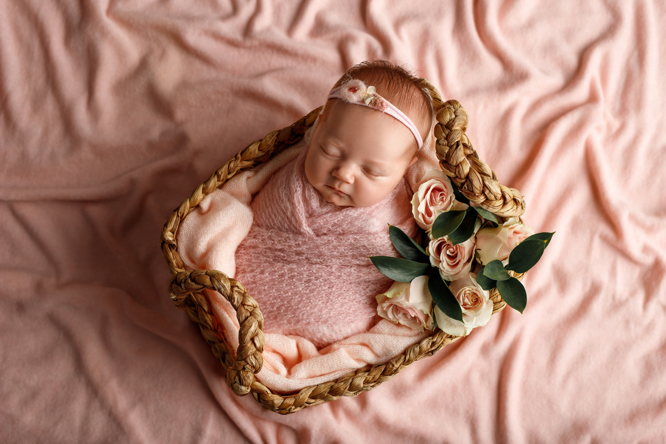 Фотосессия малыша Екатеринбург. Фотосессия новорождённого Екатеринбург. Фотограф newborn Екатеринбург. Фотограф новорожденных Екатеринбург. Фотограф Екатеринбург. Фотосессия Екатеринбург. Фотосессия под ключ Екатеринбург 