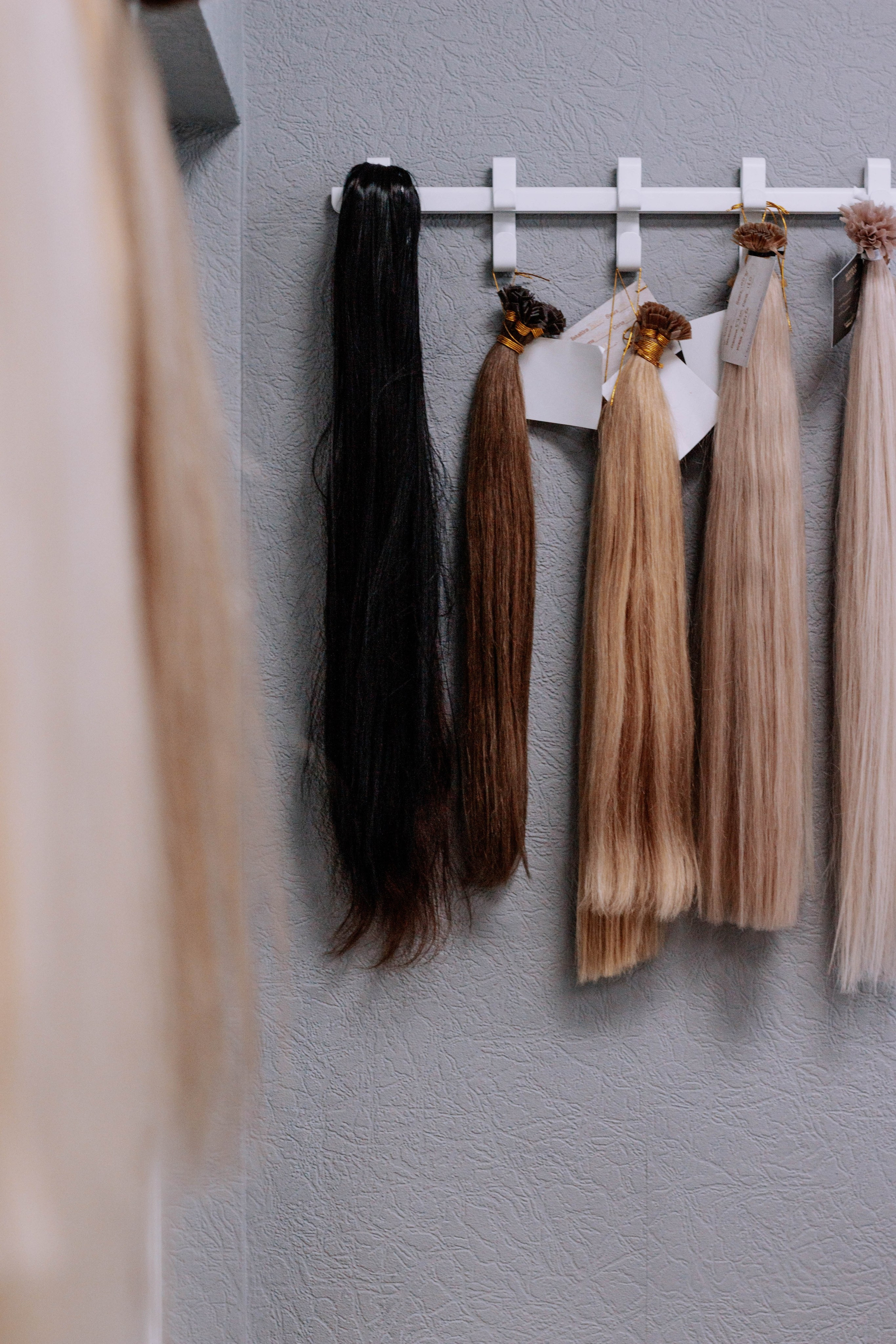 Настя- стилист по волосам. Бережно сохраняю ваши чувства и истории на своих фотографиях