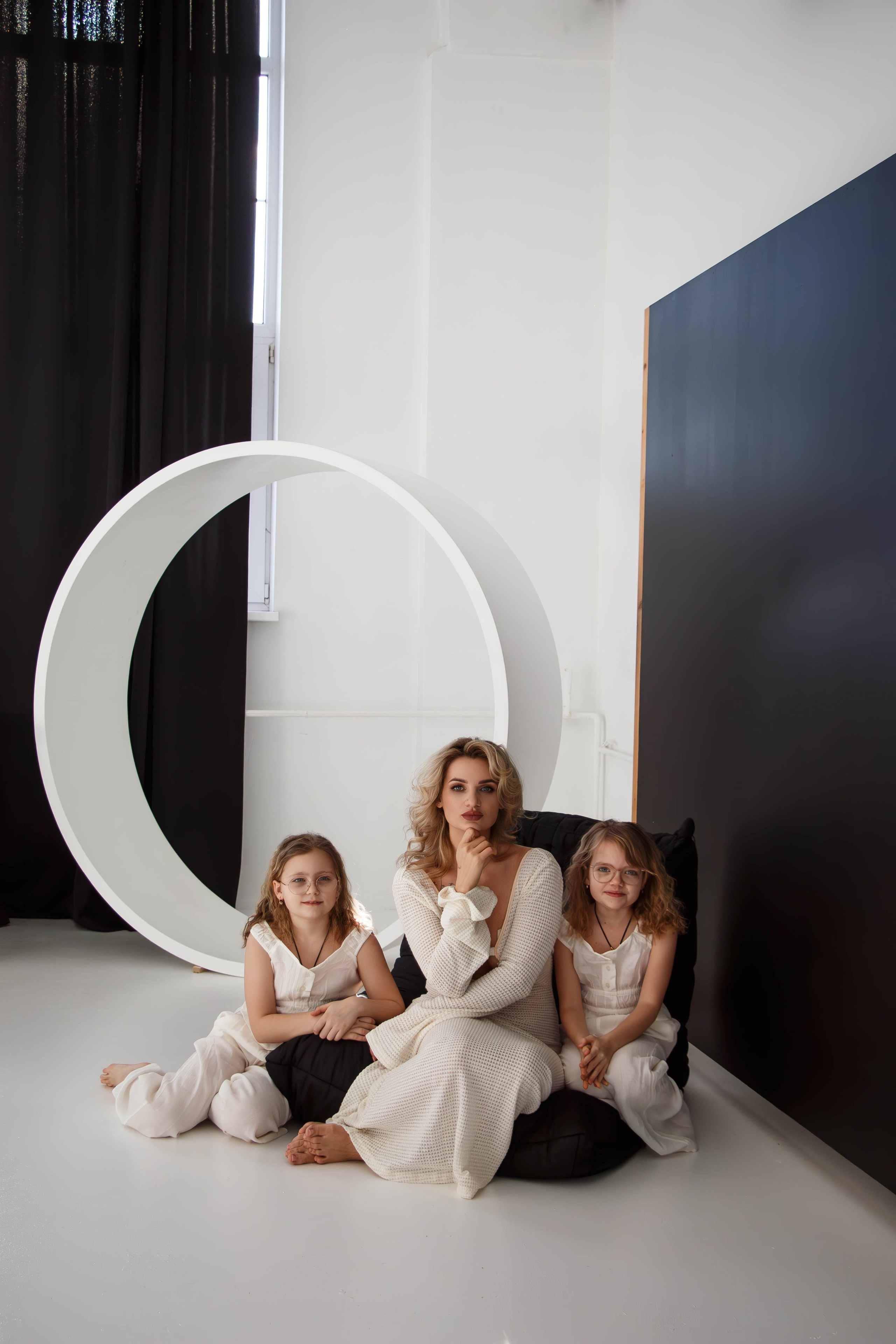 MARYNA & NIKOLETTA & ALISA. Бережно сохраняю ваши чувства и истории на своих фотографиях