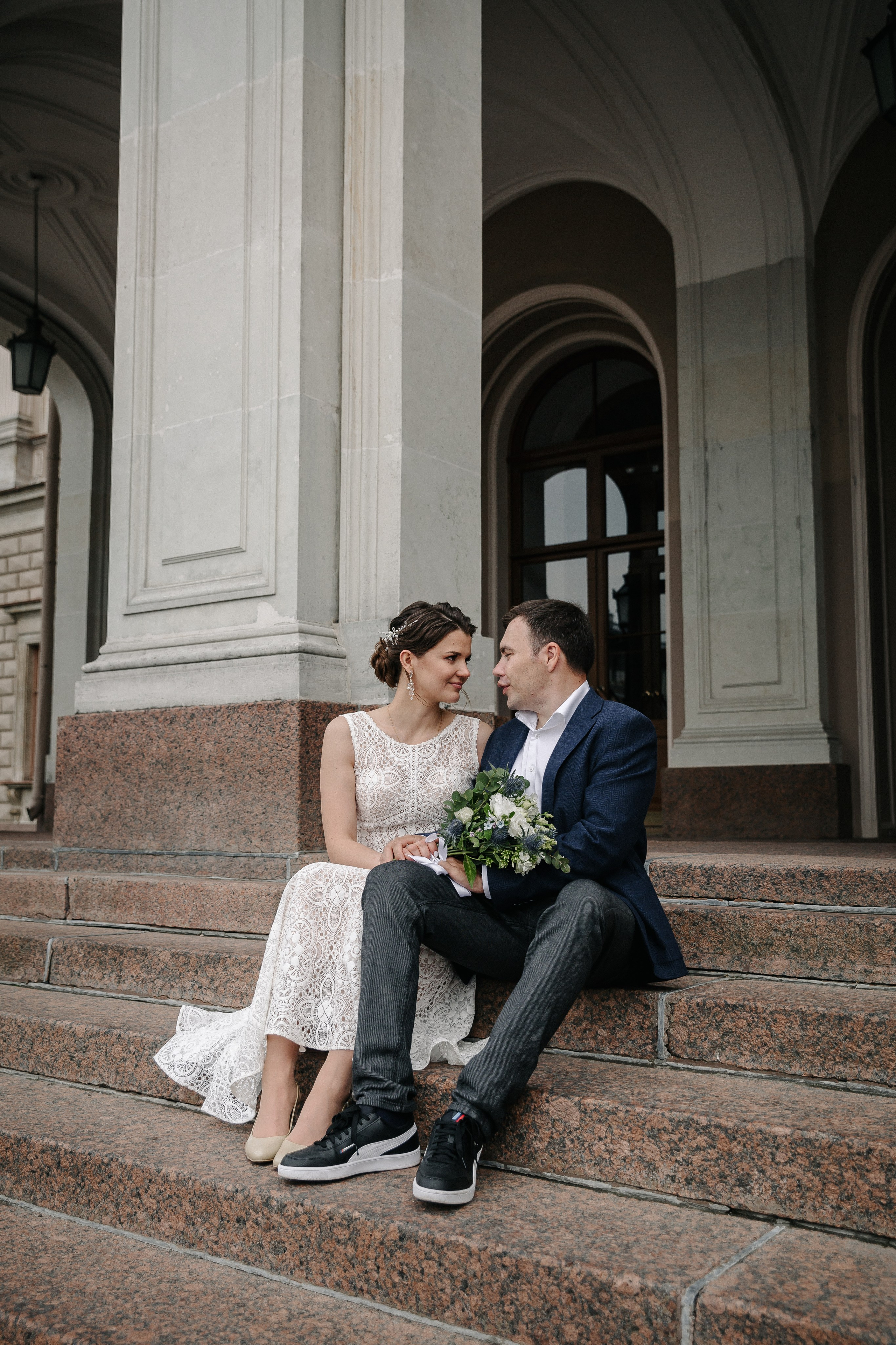 ДВОРЕЦ № 1 | Июль, Исаакиевская площадь. Свадебный фотограф в Санкт-Петербурге Полина Корзухина