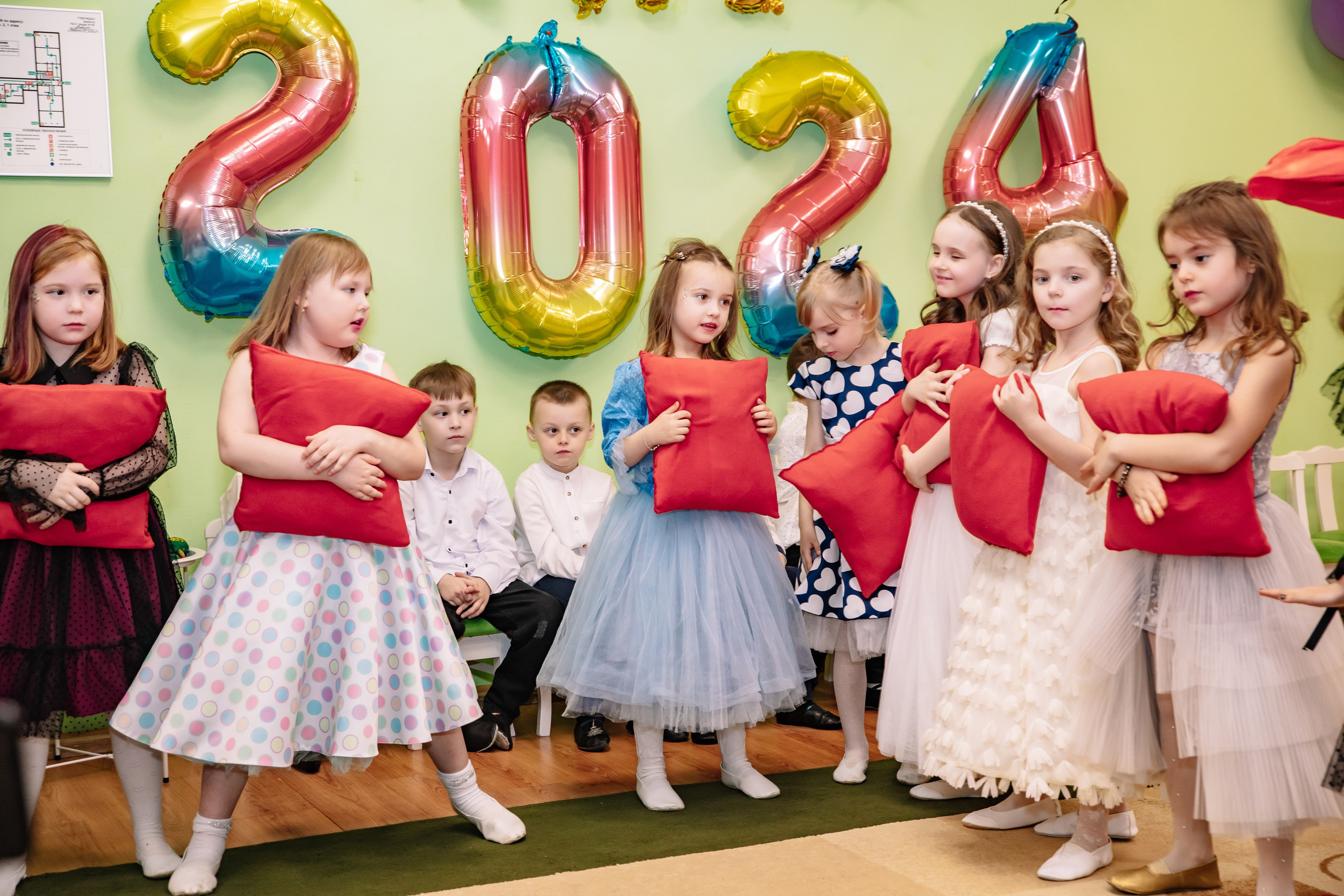 Группа «Сказка» ДС 69 Выпускной 2024. Фотограф в Москве Яна Полосина