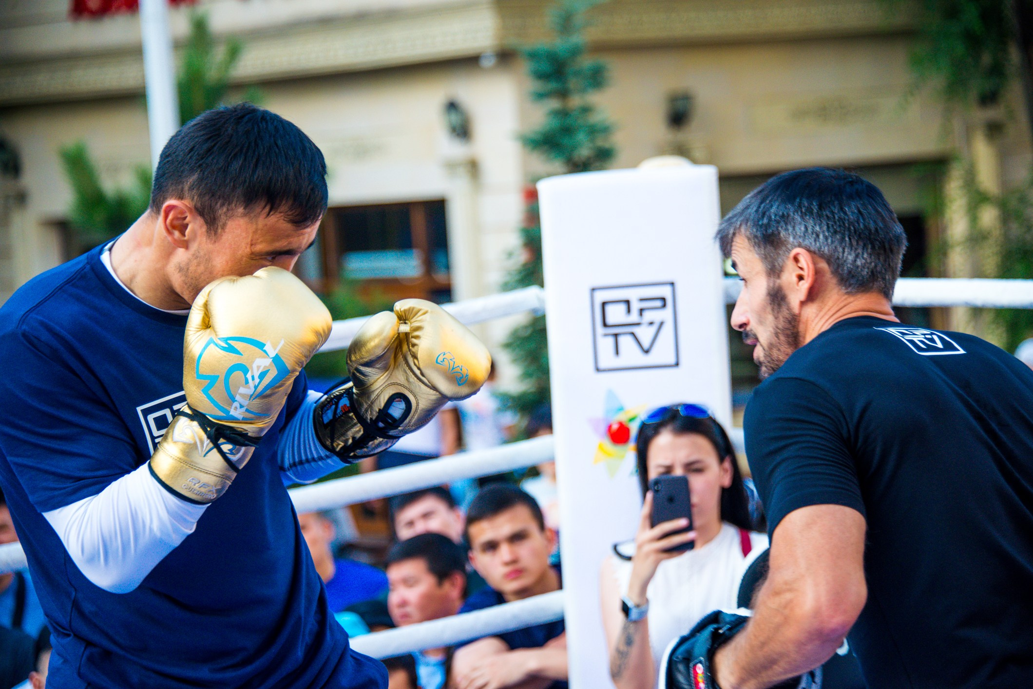 Бокс. Фотосъёмка. Фотограф Сергей Авдеев-семейный и детский фотограф в Алматы