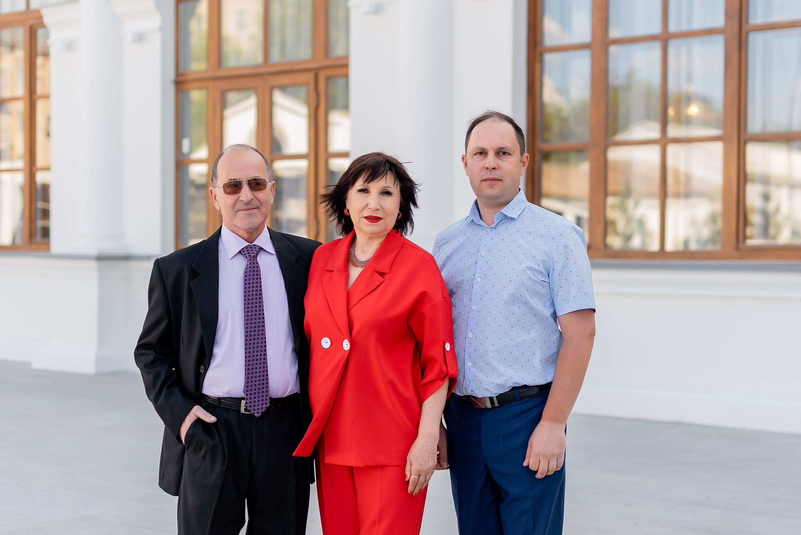 Людмила Ивановна с семьей. Фотограф Татьяна Иванчикова