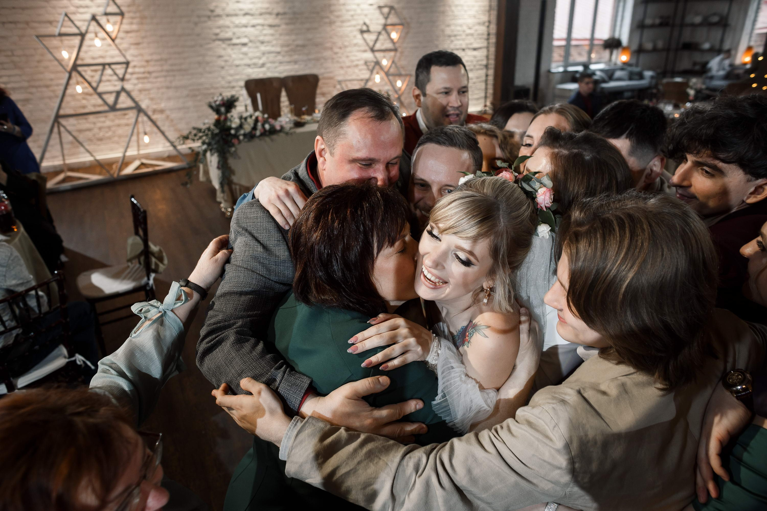 Интернациональная свадьба Россия и Швеция. Свадебный фотограф Игорь Брундасов 8PHOTO на свадьбу венчание загс СПб