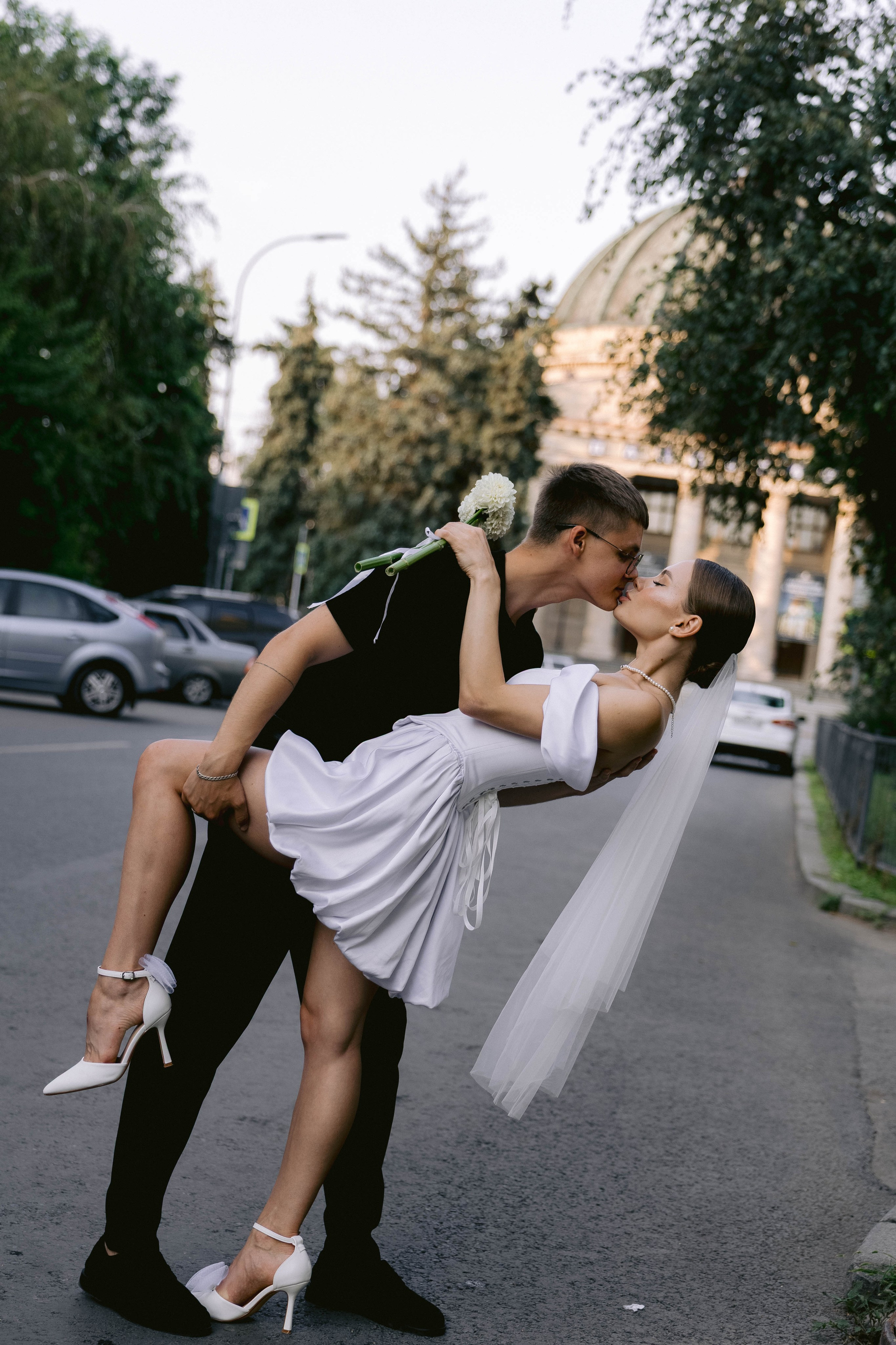 Татьяна, Вячеслав (Прогулка после ЗАГСа). Фотограф в Волгограде Кристина Прохоренко