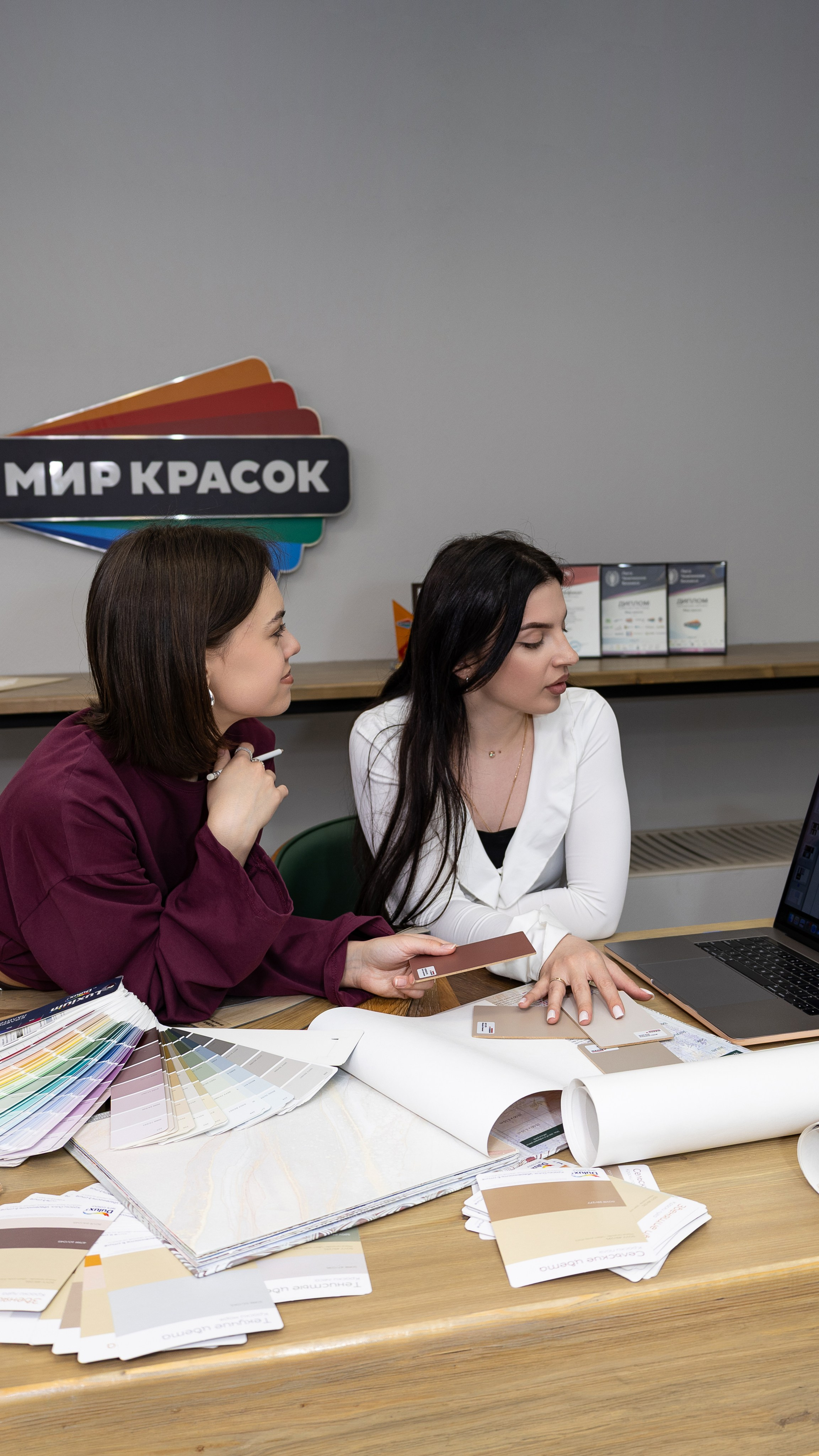 Дизайн студия «КРСК». Фотограф Olya Mays