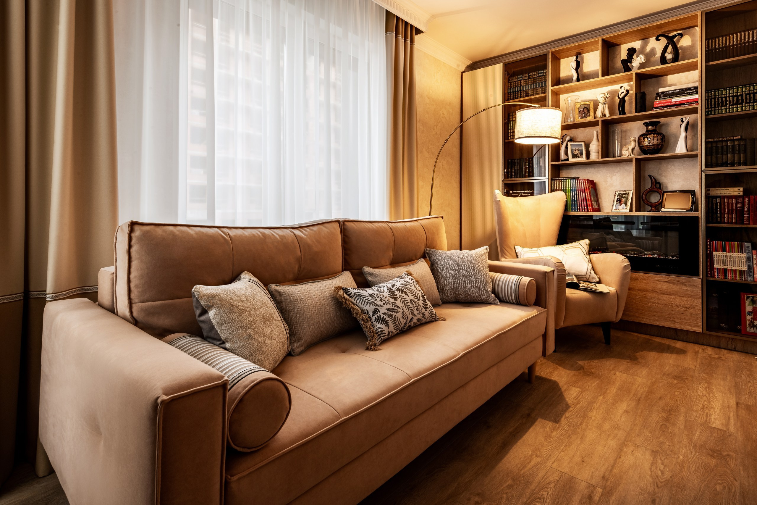 Подушки для гостиной заказать