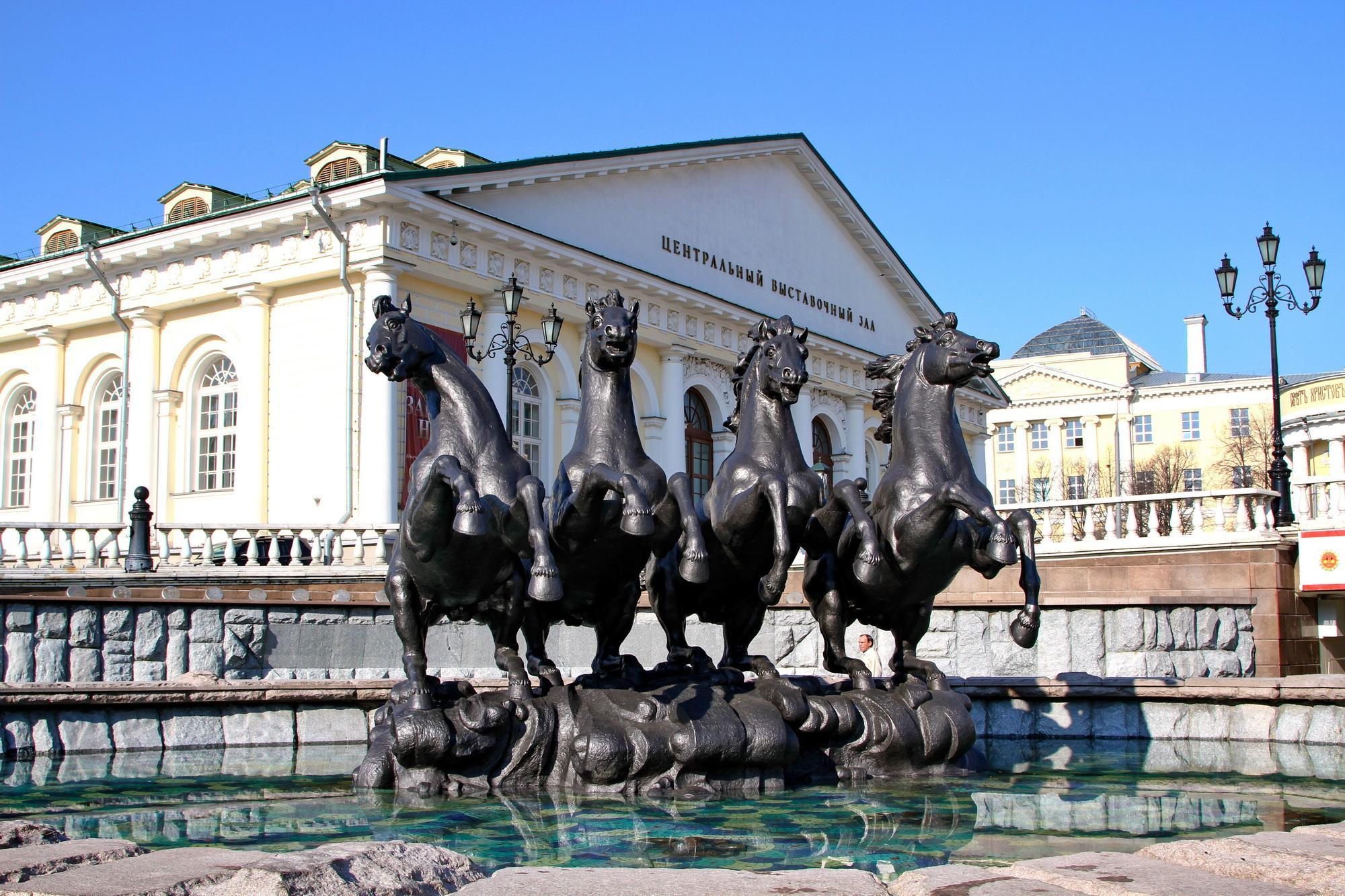 Москва манеж фото 2012 год