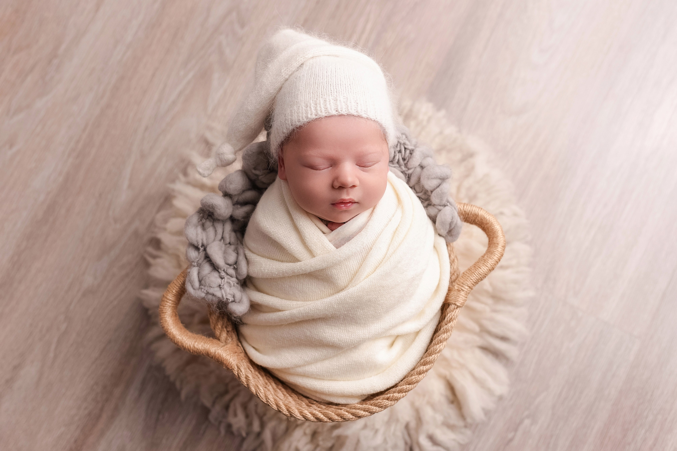 Newborn. Фотограф новорожденных и детский фотограф в Екатеринбурге Ксени