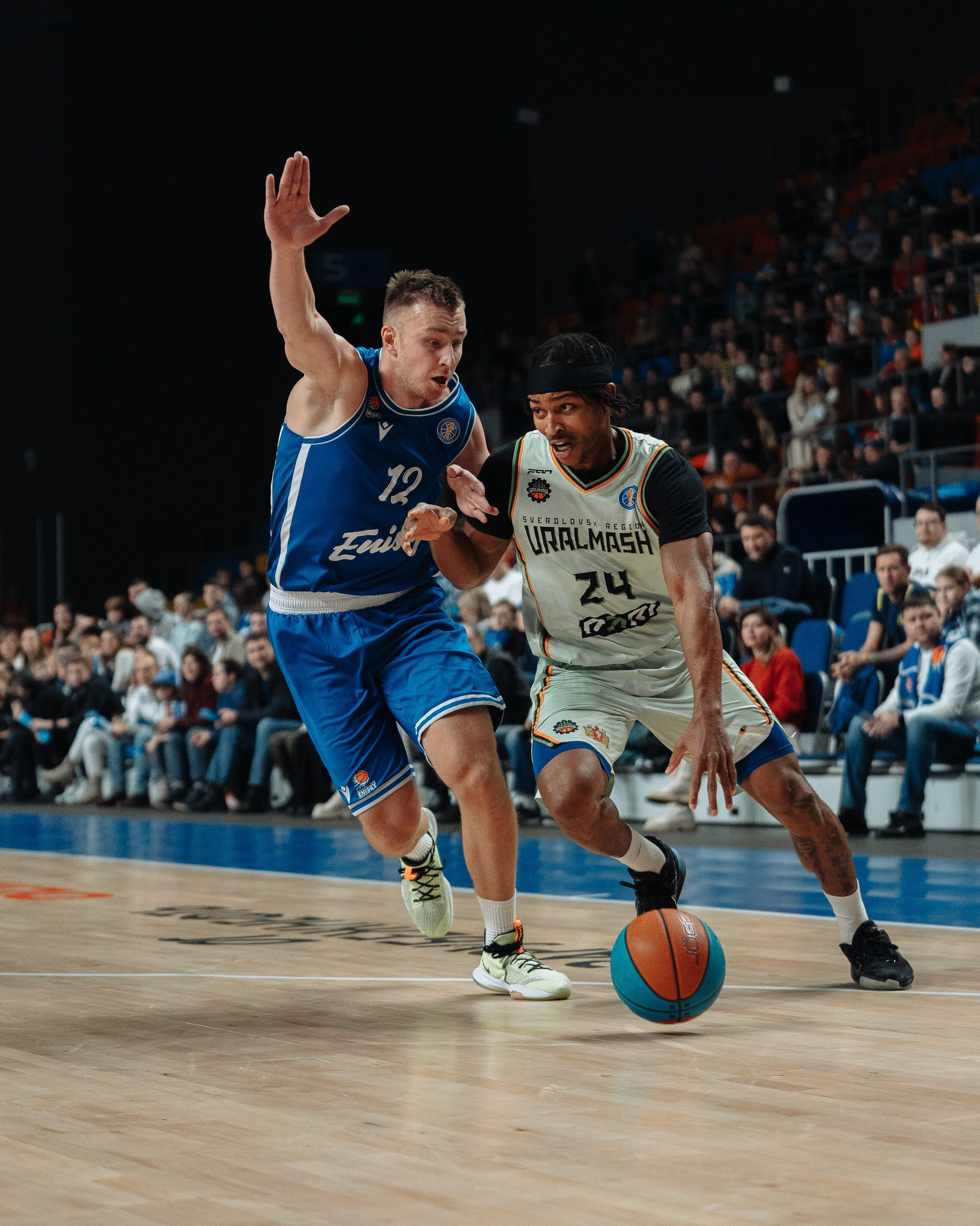 Баскетбол. Репортажный фотограф Красноярск Алекс Чампакхам