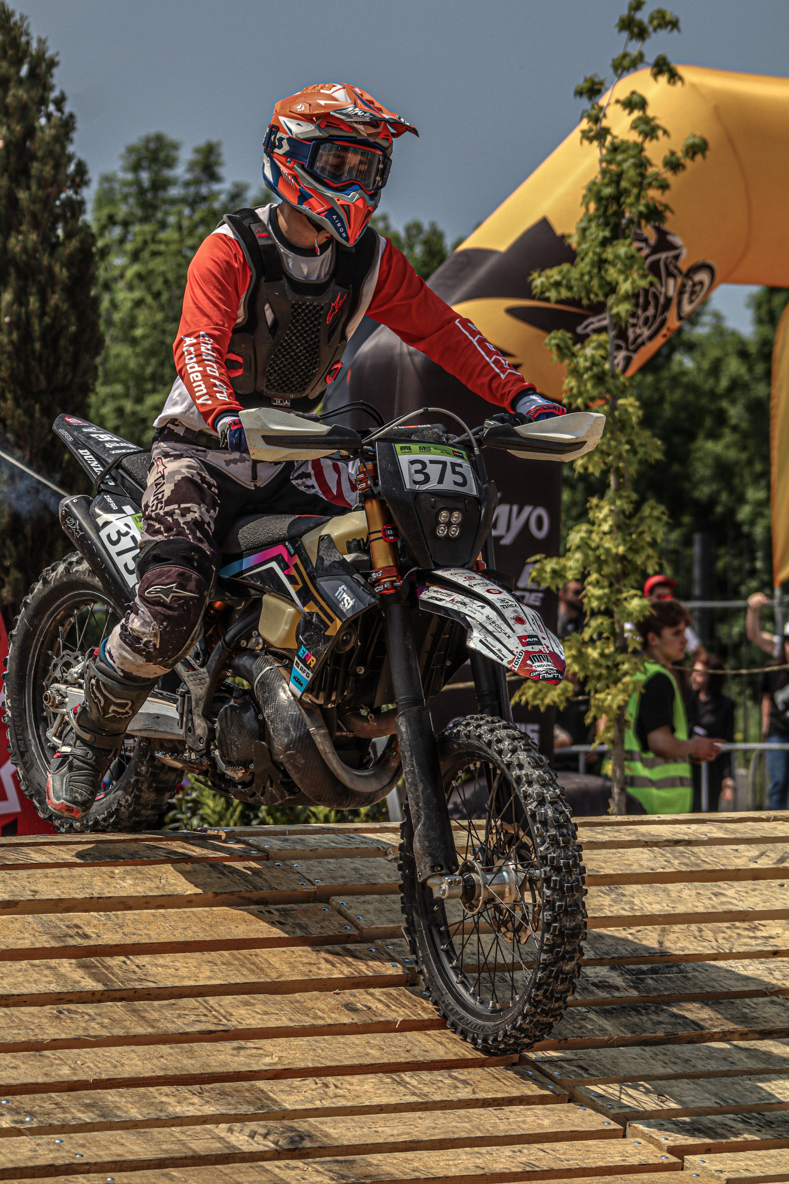 Enduro. Ivaladimirovna1995.wfolio.pro