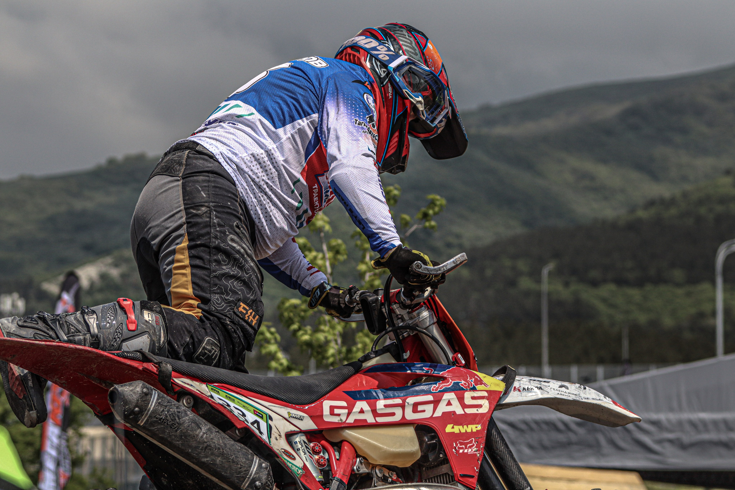 Enduro. Ivaladimirovna1995.wfolio.pro