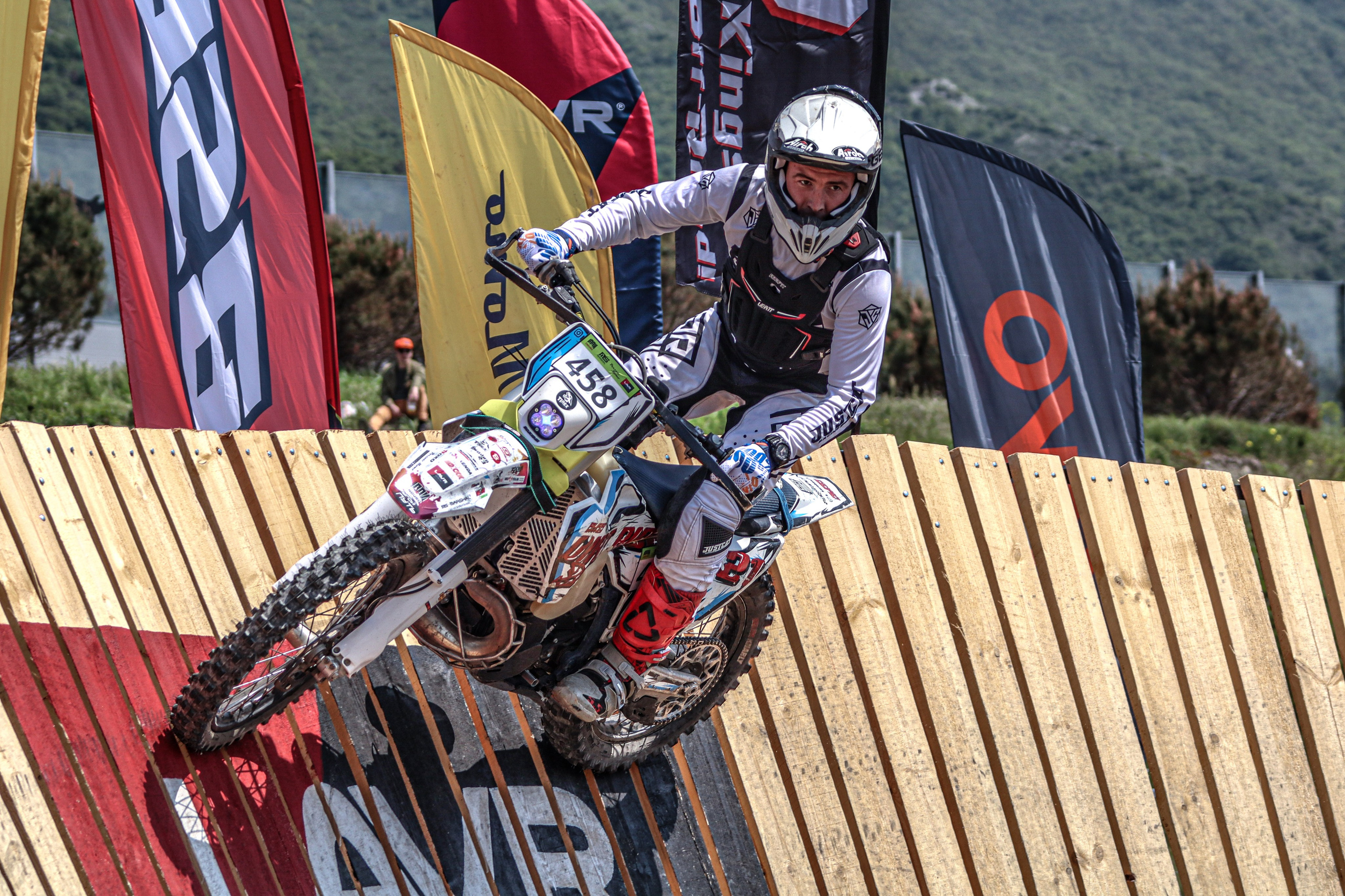 Enduro. Ivaladimirovna1995.wfolio.pro