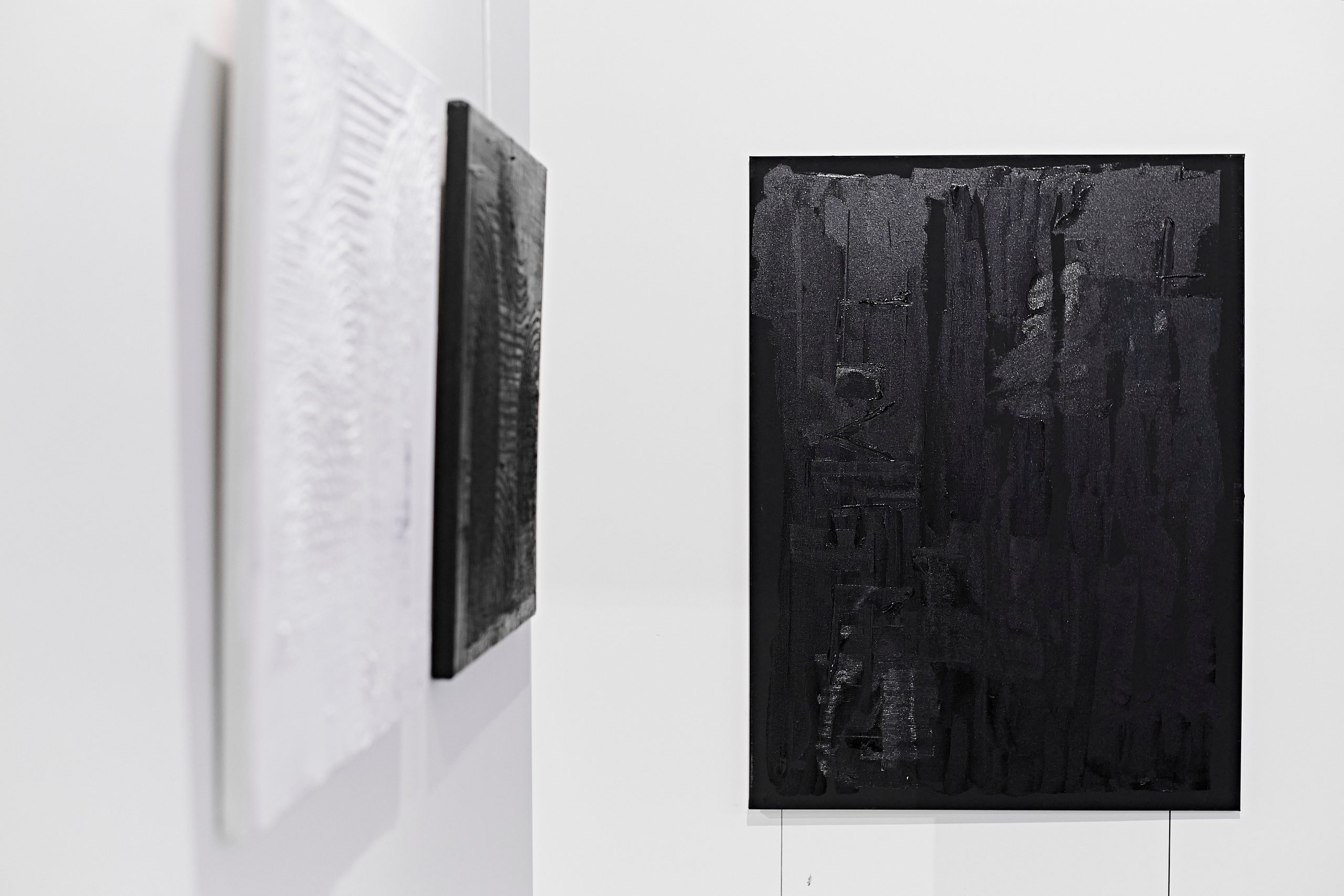 The Holst. Выставка Юлии Остапенко. Фотограф Постольник Дарья