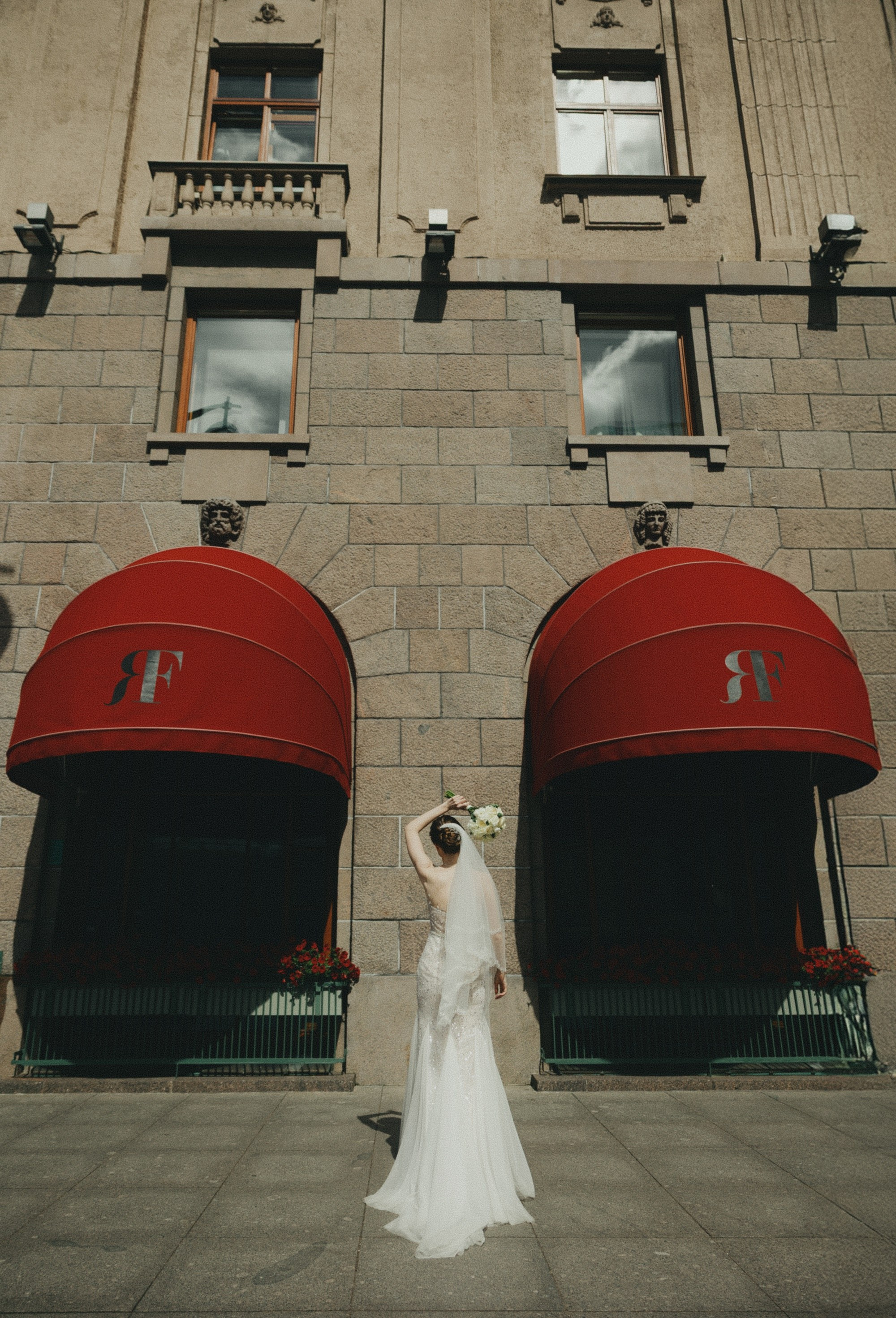 Алена и Денис — обработка в стиле ретро пленка. Свадебный фотограф в Санкт-Петербурге Рябикин Александр , занимаюсь св