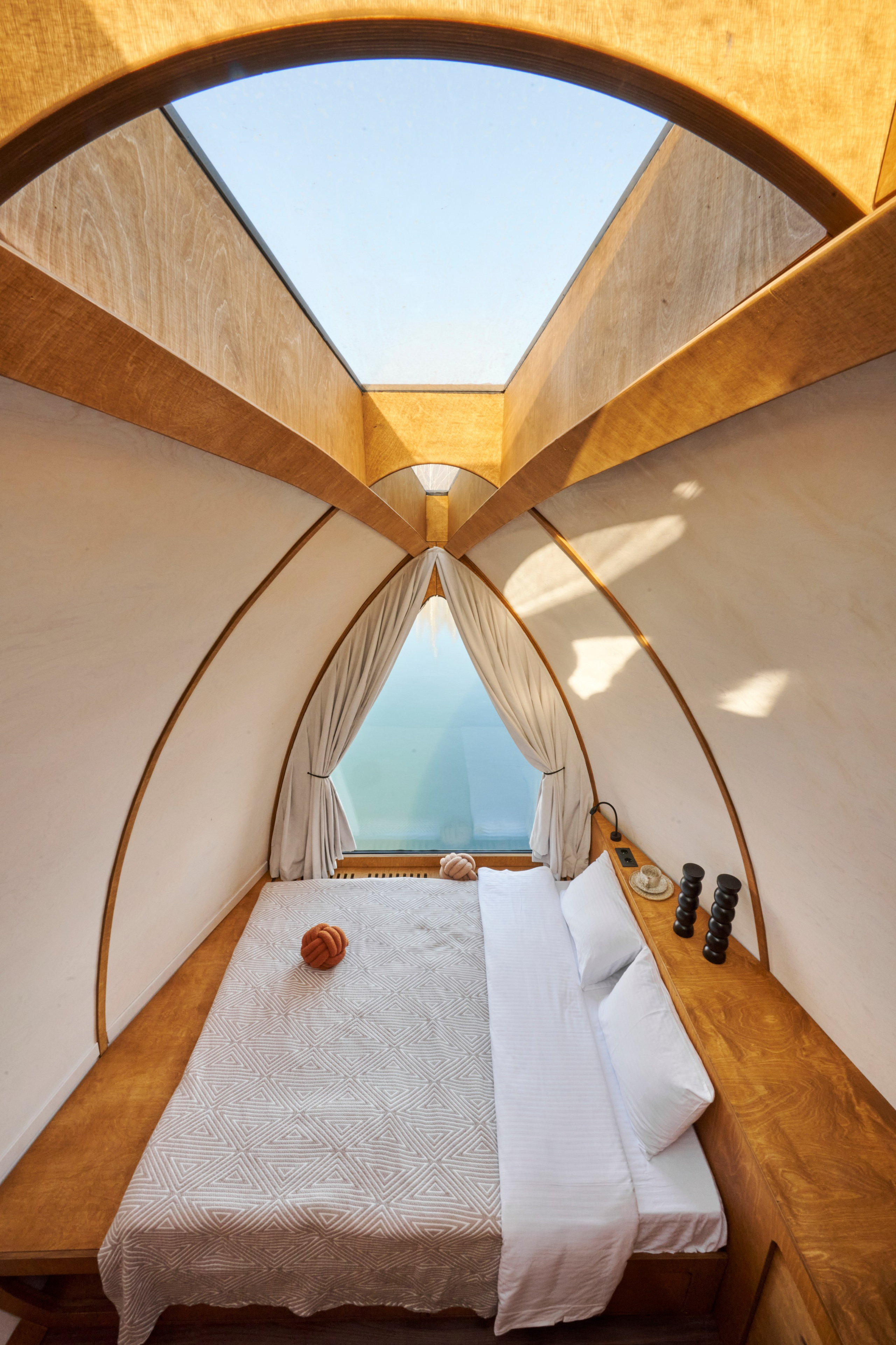 Глэмпинг «Аномалия» — фотосъёмка для сайта и бронирований | Свободный Продакшн. Интерьерный и архитектурный фотограф Москва и МО. Свободный Роман