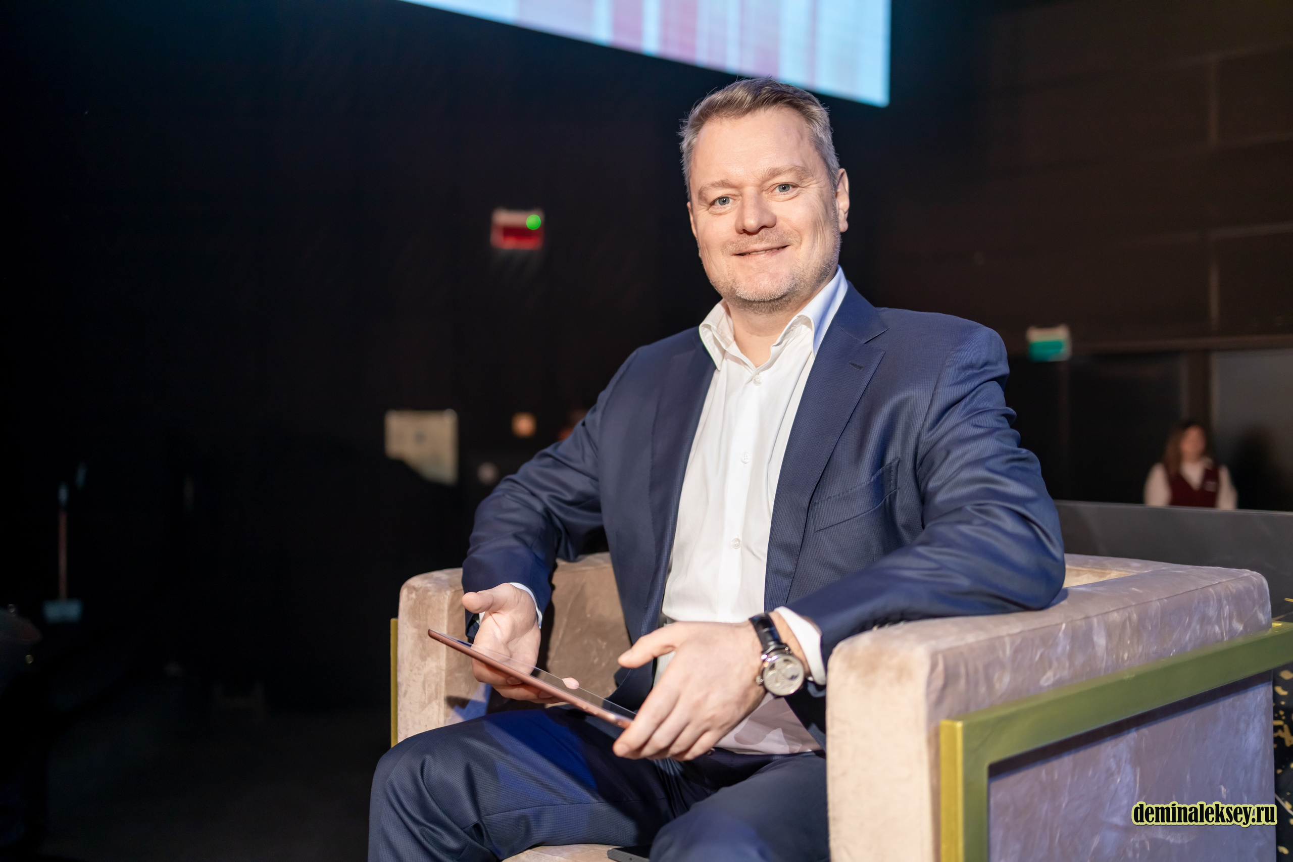 Мисс офис 2024 комус. Репортажный, семейный и студийный фотограф в Москве Демин Алексей