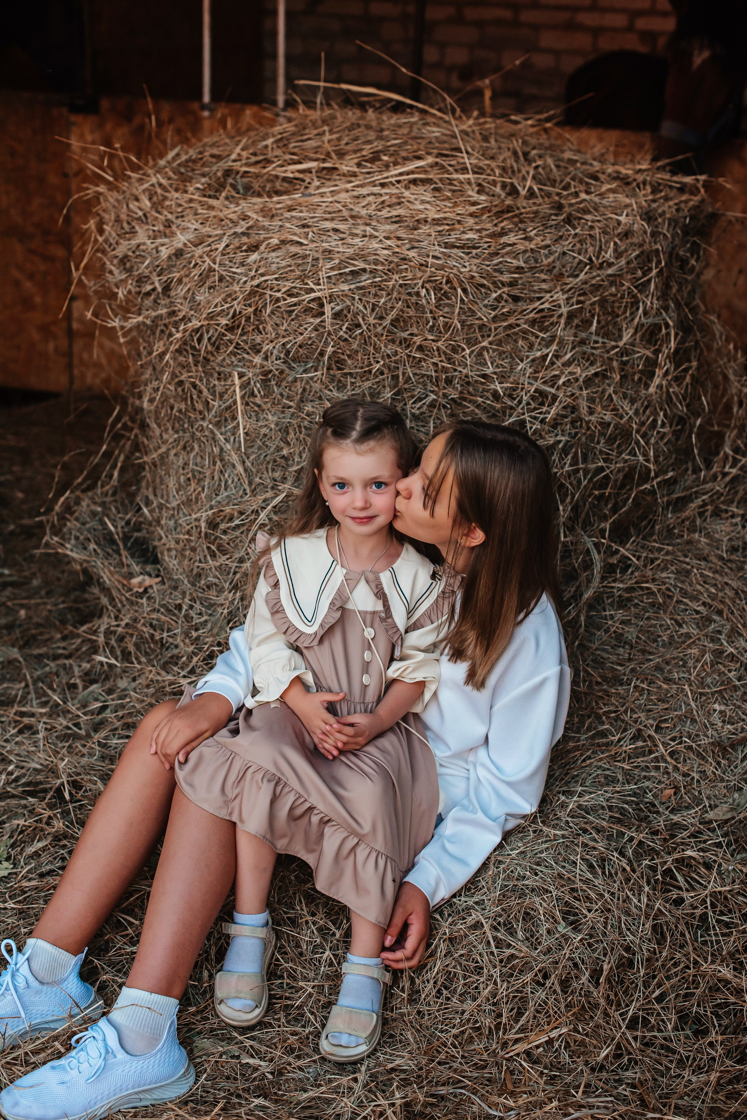 Ирина в Садках. Детский и семейный фотограф выпускной альбом Приморско-Ахтарск