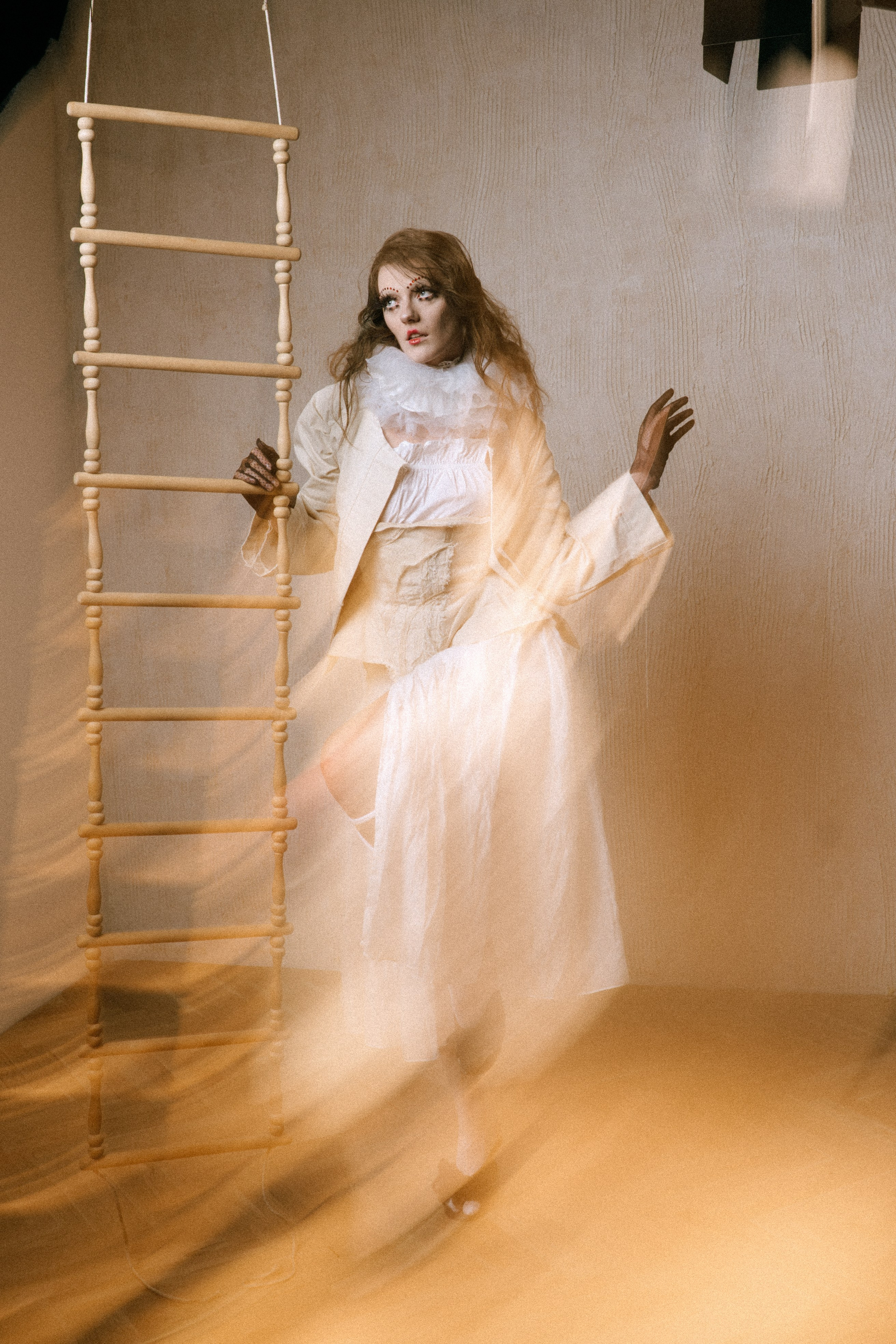 Клоунесса. Для дизайнерского бренда EVANESCENT. Женский фотограф Санкт-Петербург