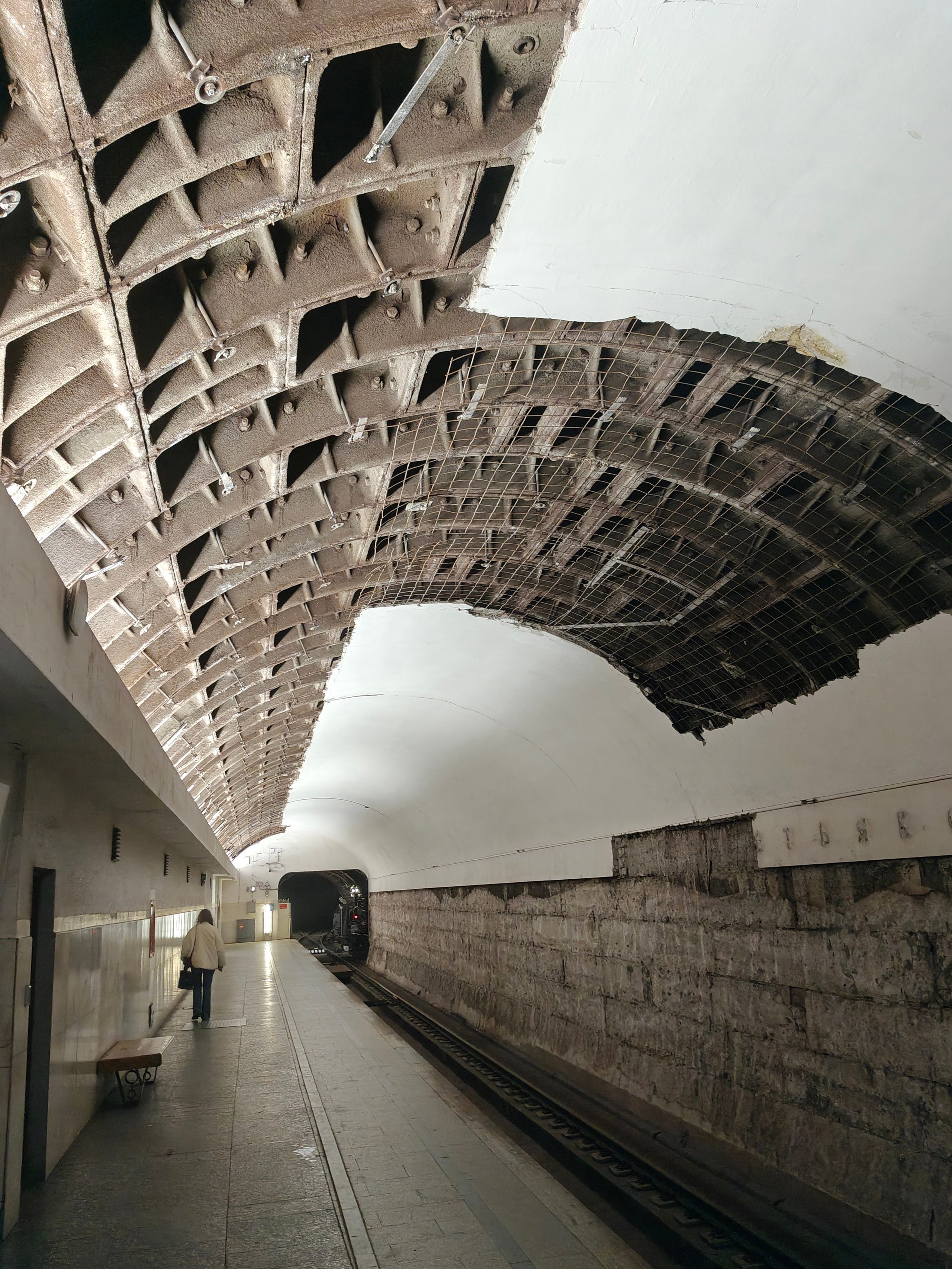 Метро Москвы. Монохромный фотограф