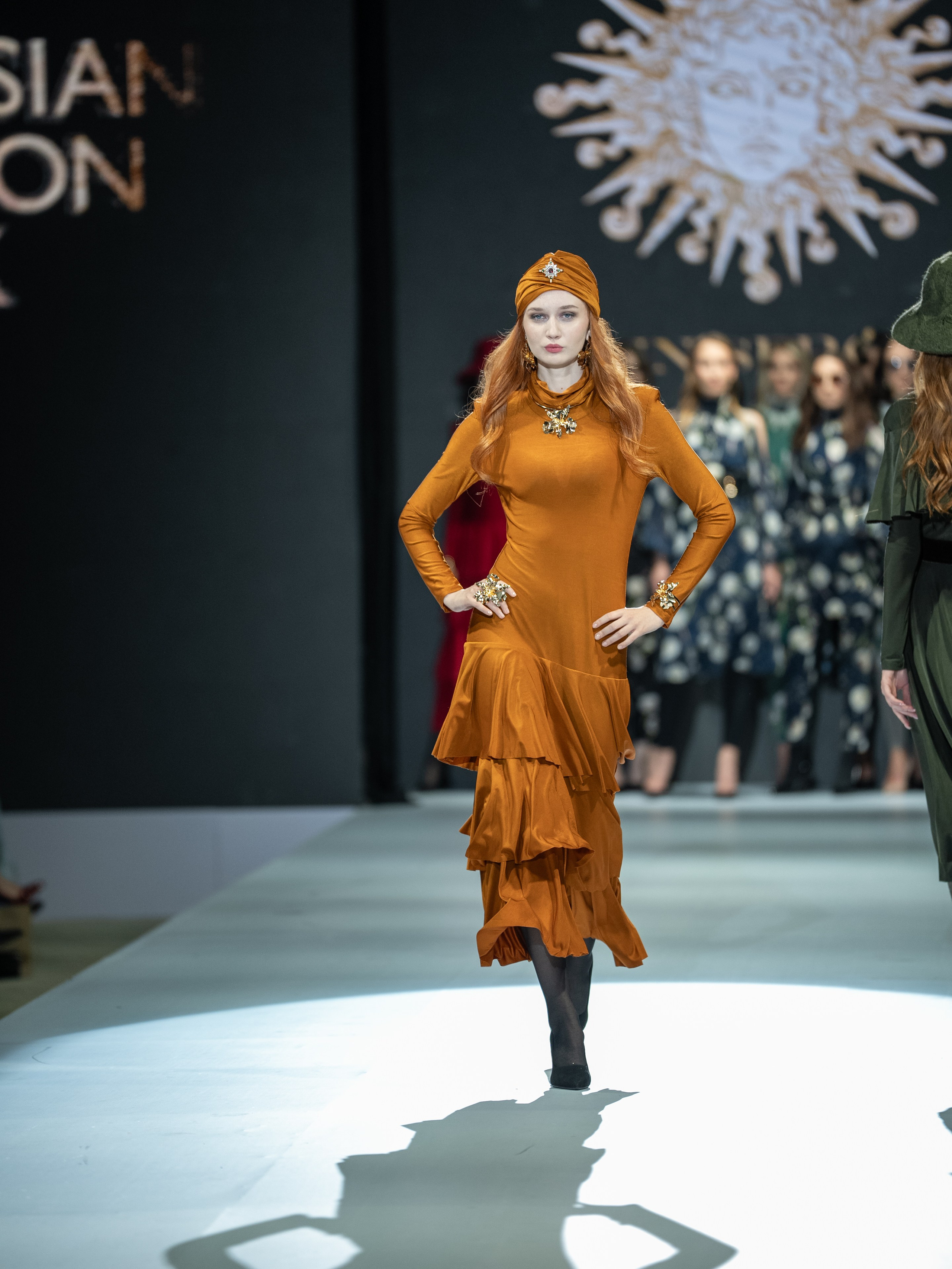 EURASIAN FASHION WEEK Sun Sergio. Сайт Алматинского НЮ АРТ, будуар и фэшн фотографа Дениса Карпенко