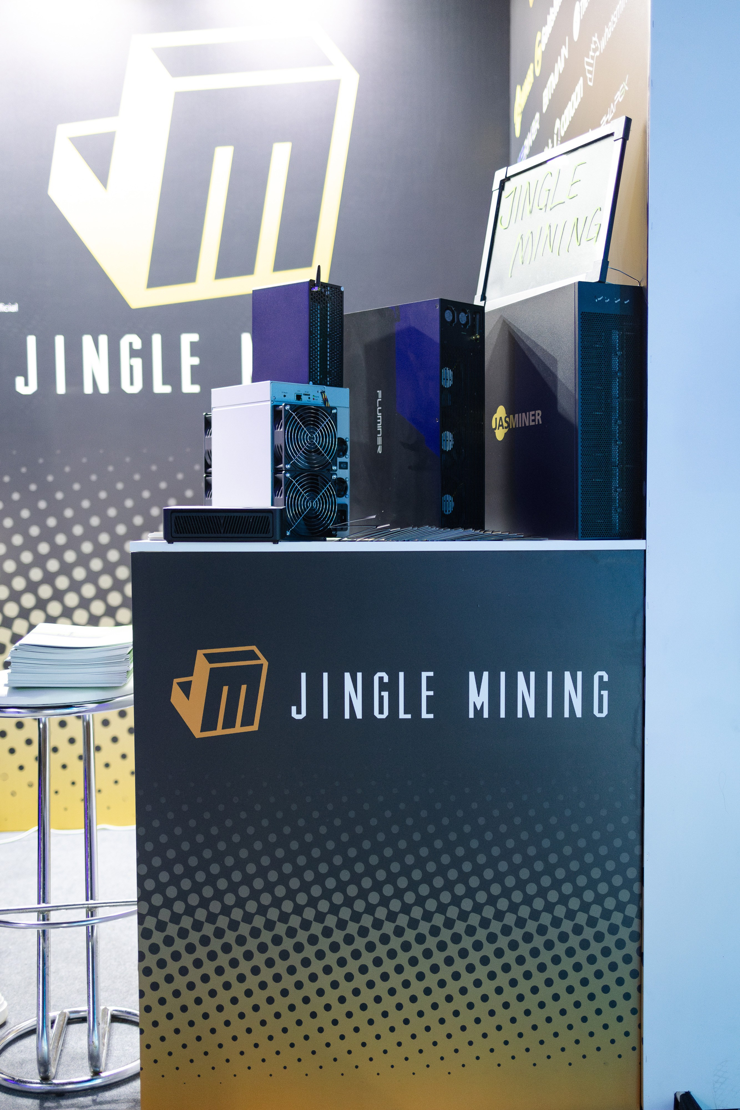 Crypto Summit (1). Свадебный репортажный фотограф в Москве