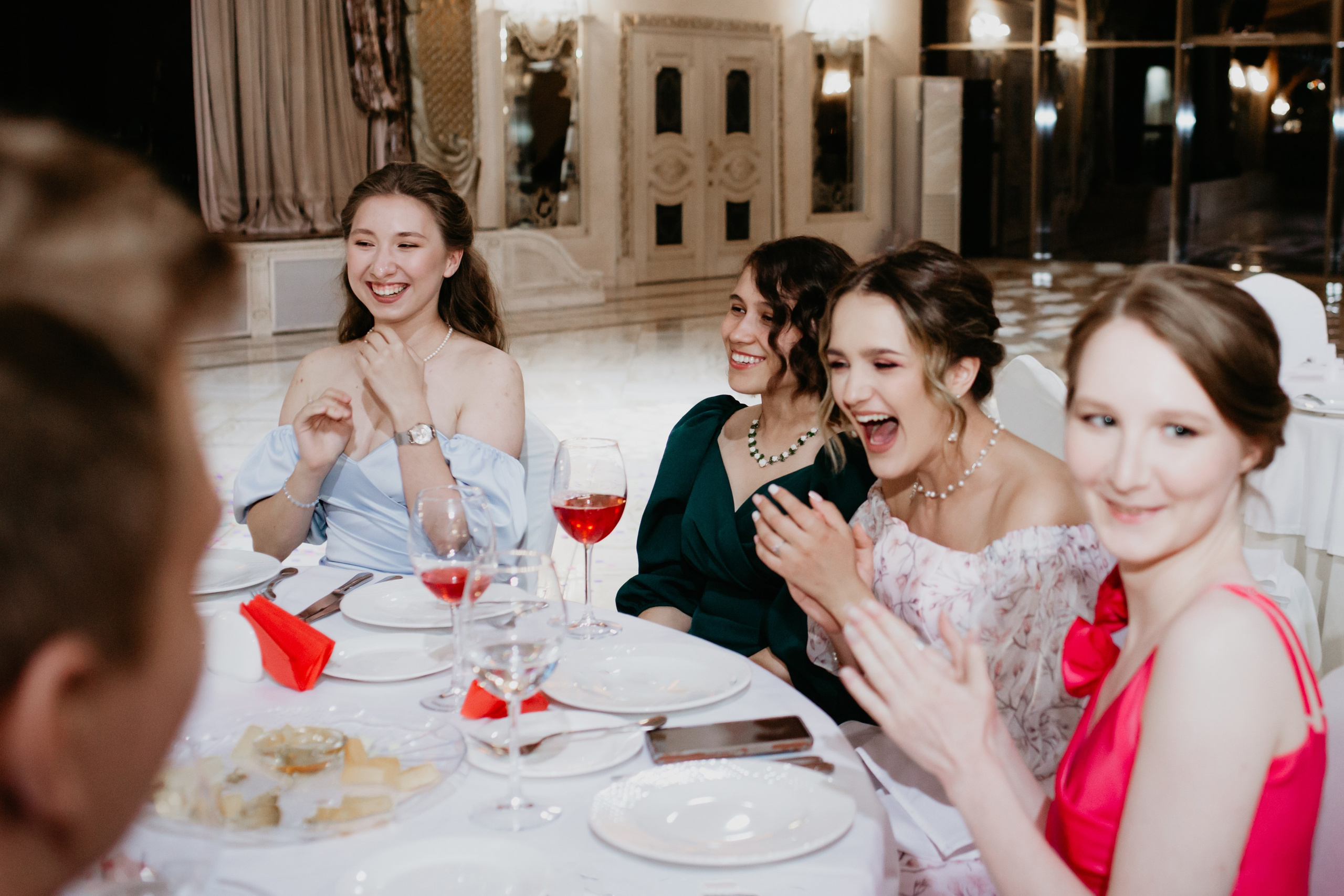 Выпускной. 11 лицей. Фотограф в Челябинске Ополихина Анна