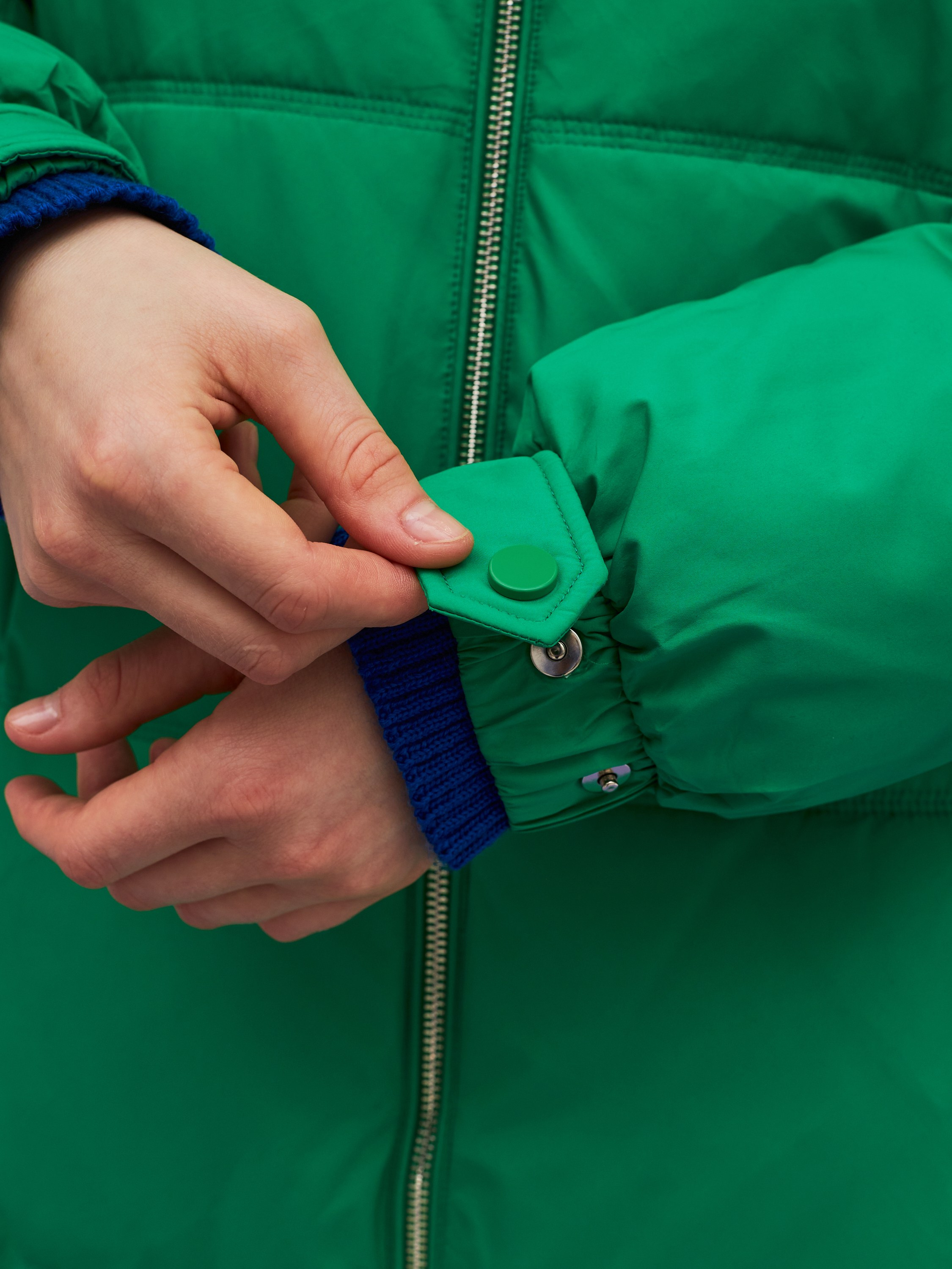 Пуховики. Фотограф Екатеринбург Анастасия Жерновская | Маркетплейсы и нейрофото