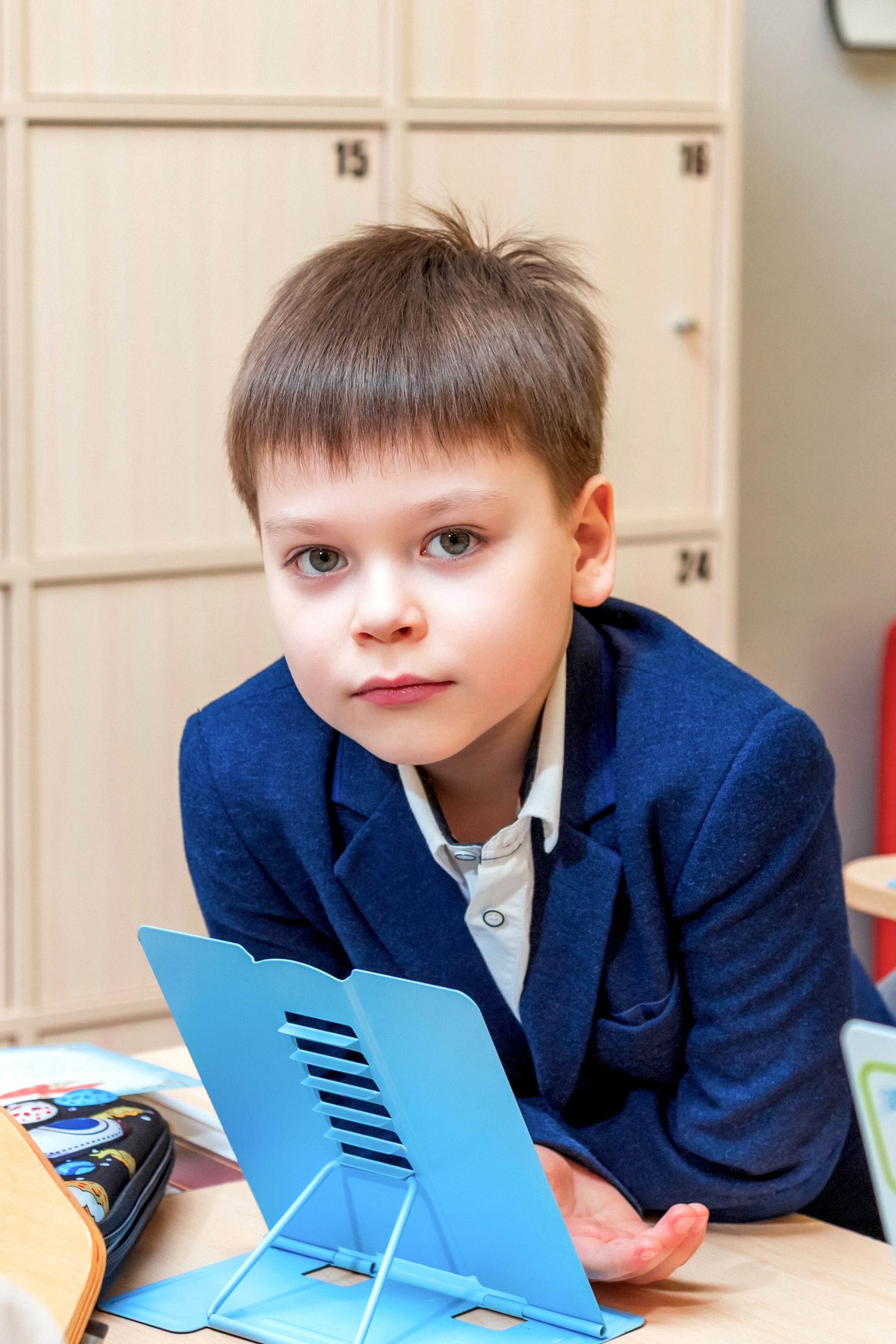 НАЧАЛЬНАЯ ШКОЛА. Фотограф Алина Лебедь