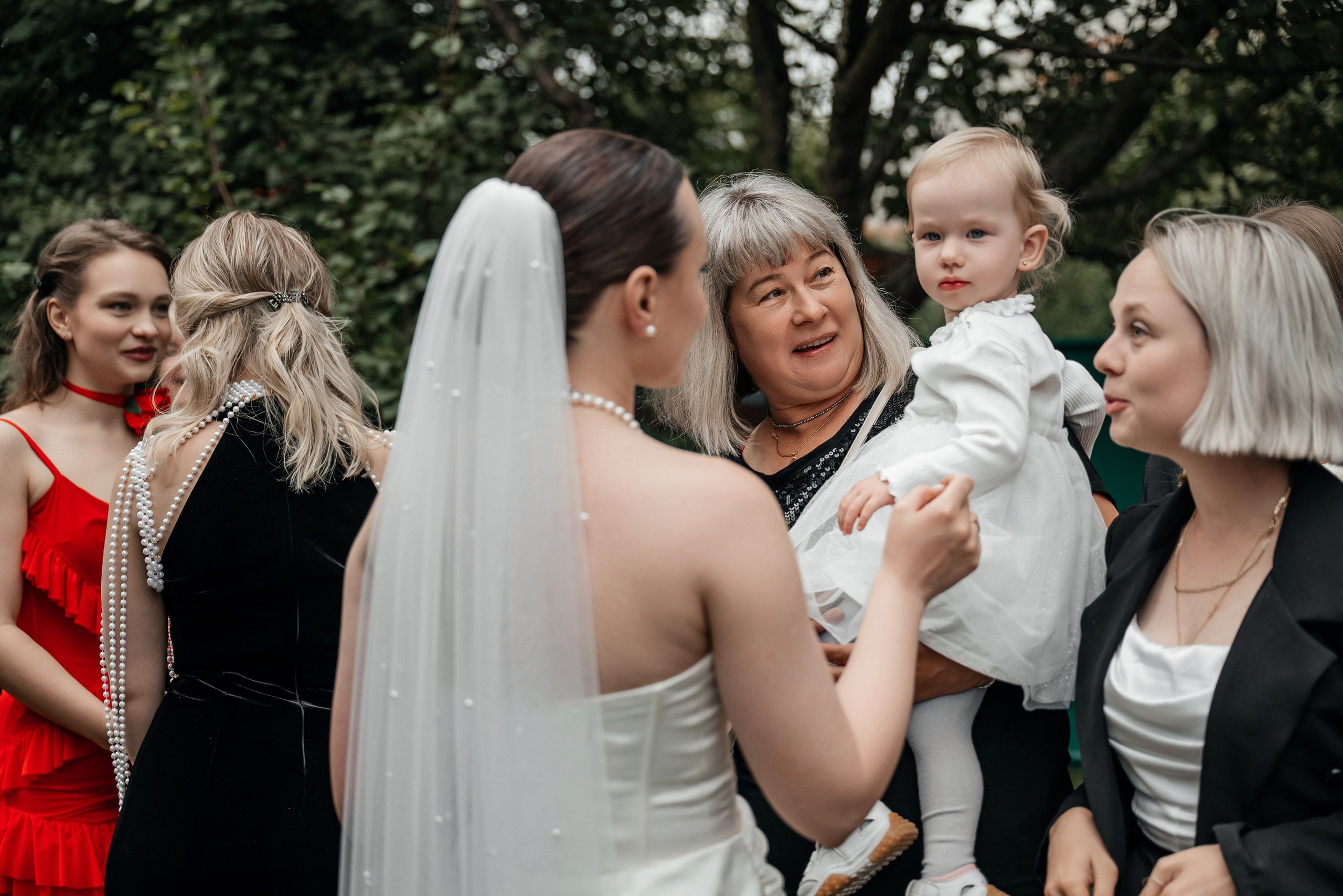 «Свадьба Даши и Артема». Школьный фотограф в Валуйках. Фотосессии для выпускников и изготовление выпускных альбомов в городе Валуйки и в Белгородской области