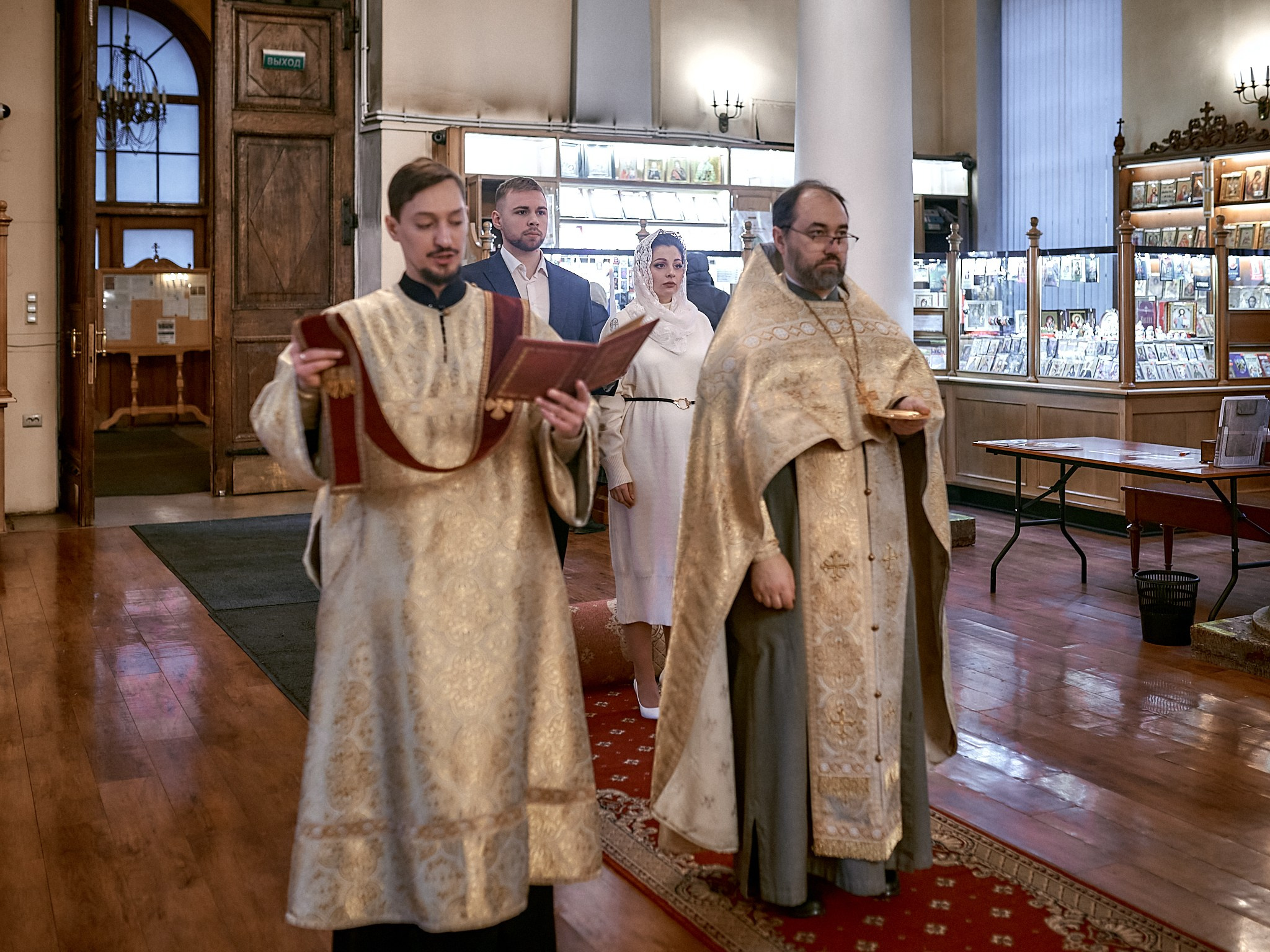 Венчание Артёма и Екатерины | Владимирский собор. Свадебный фотограф в Санкт-Петербурге Славин Денис