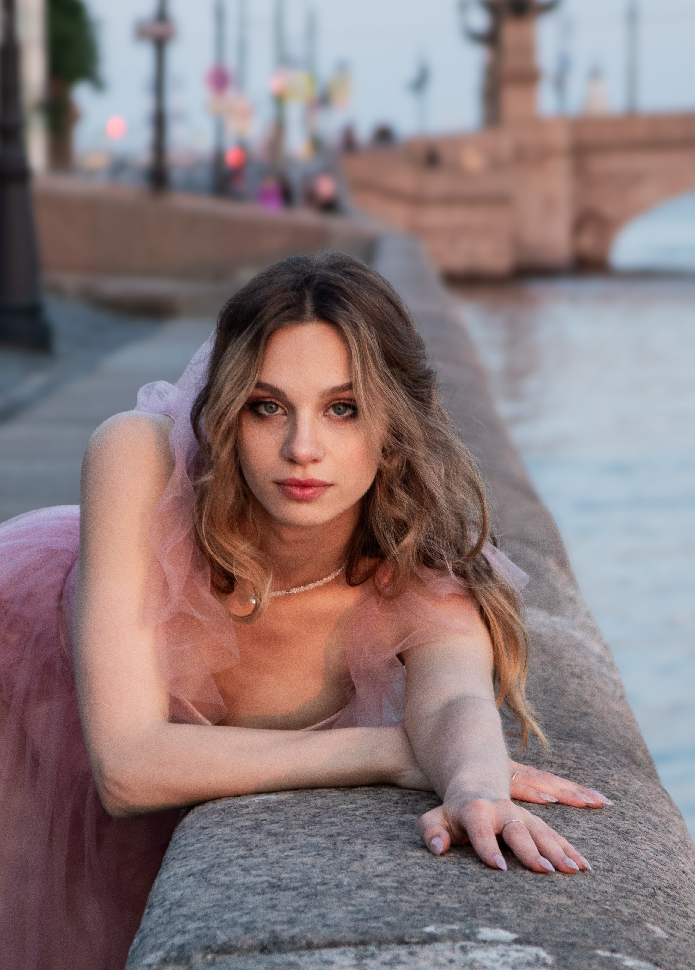 Белые ночи Петербурга: прогулка по городу сквозь свет и тишину. Портретный фотограф в Санкт-Петербурге Савельева Ольга