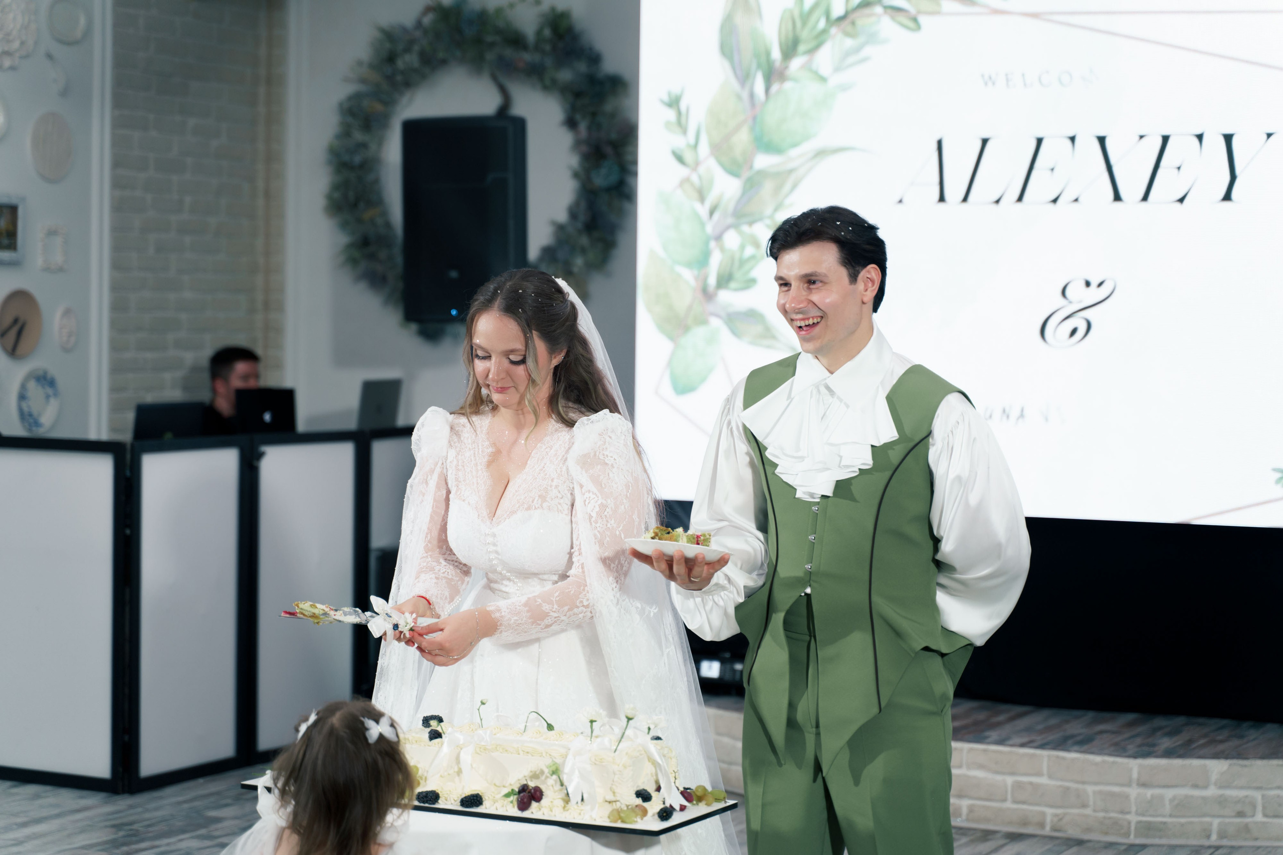 фотосессия свадебного банкета торт