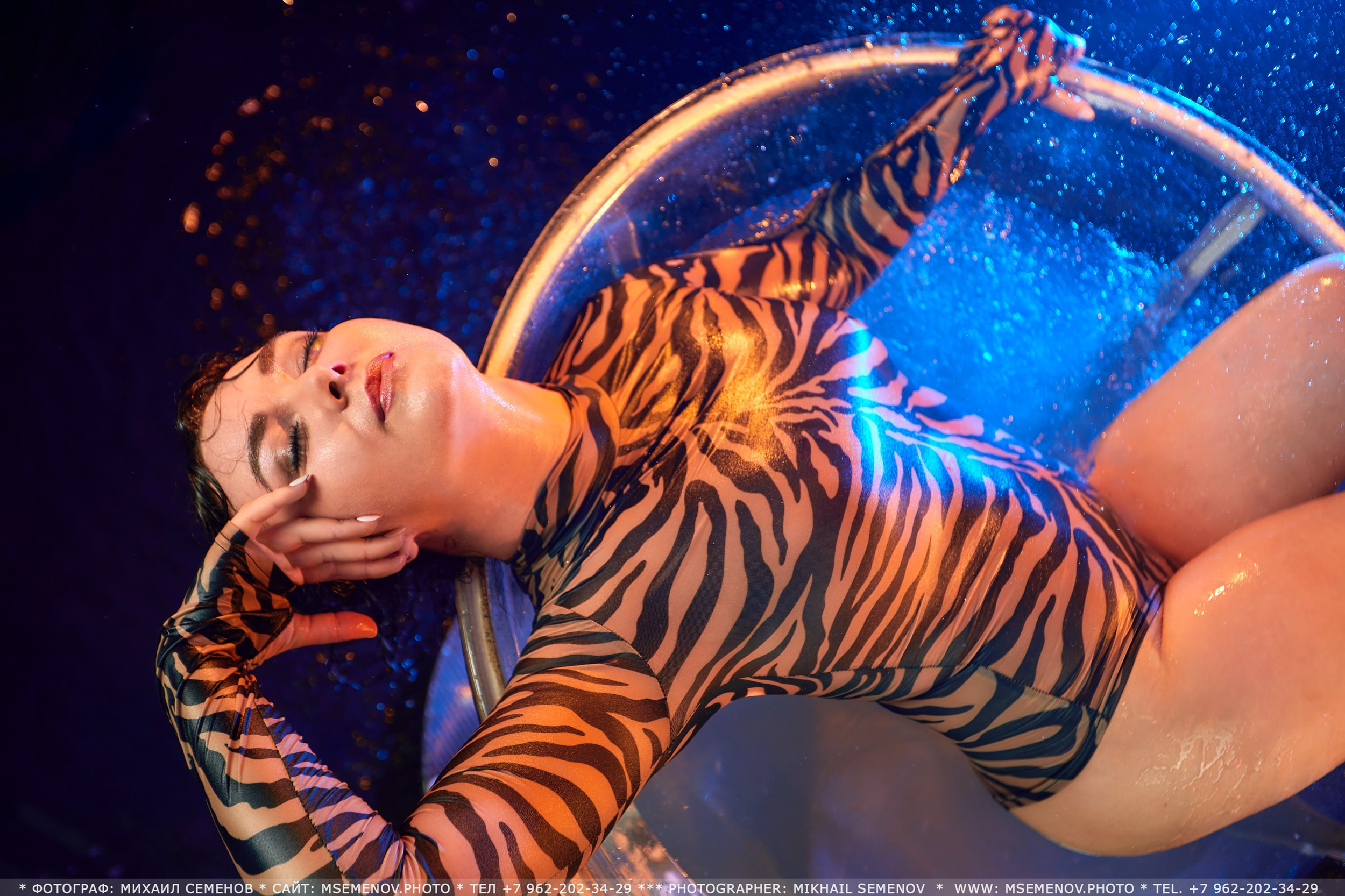 Аква-фотосессия для девушек «Play of light» Фотограф в Ярославле Михаил Семенов