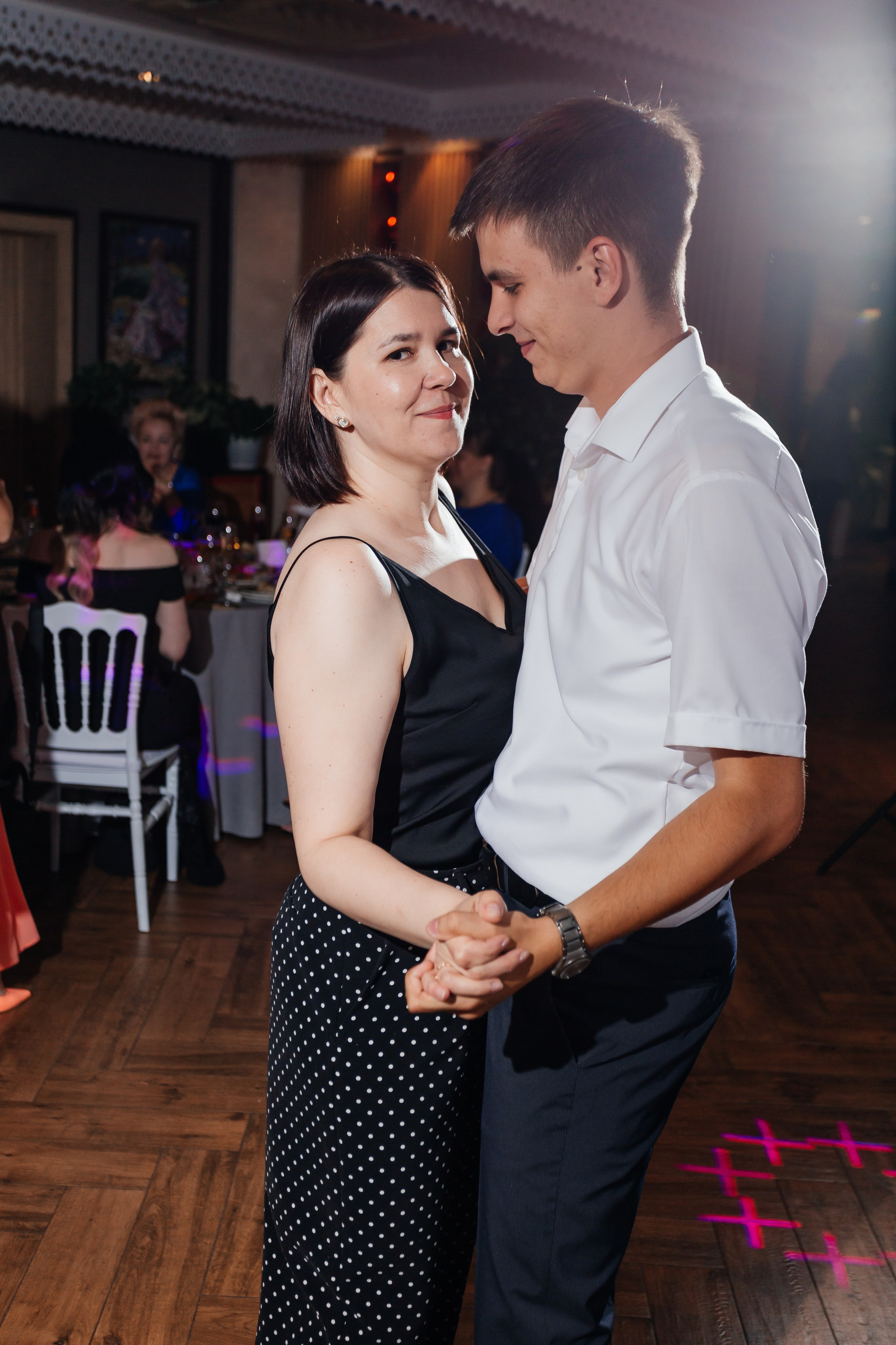 Выпускной 11 «А». Школа № 42. Свадебный фотограф в Краснодаре Николай Крауз