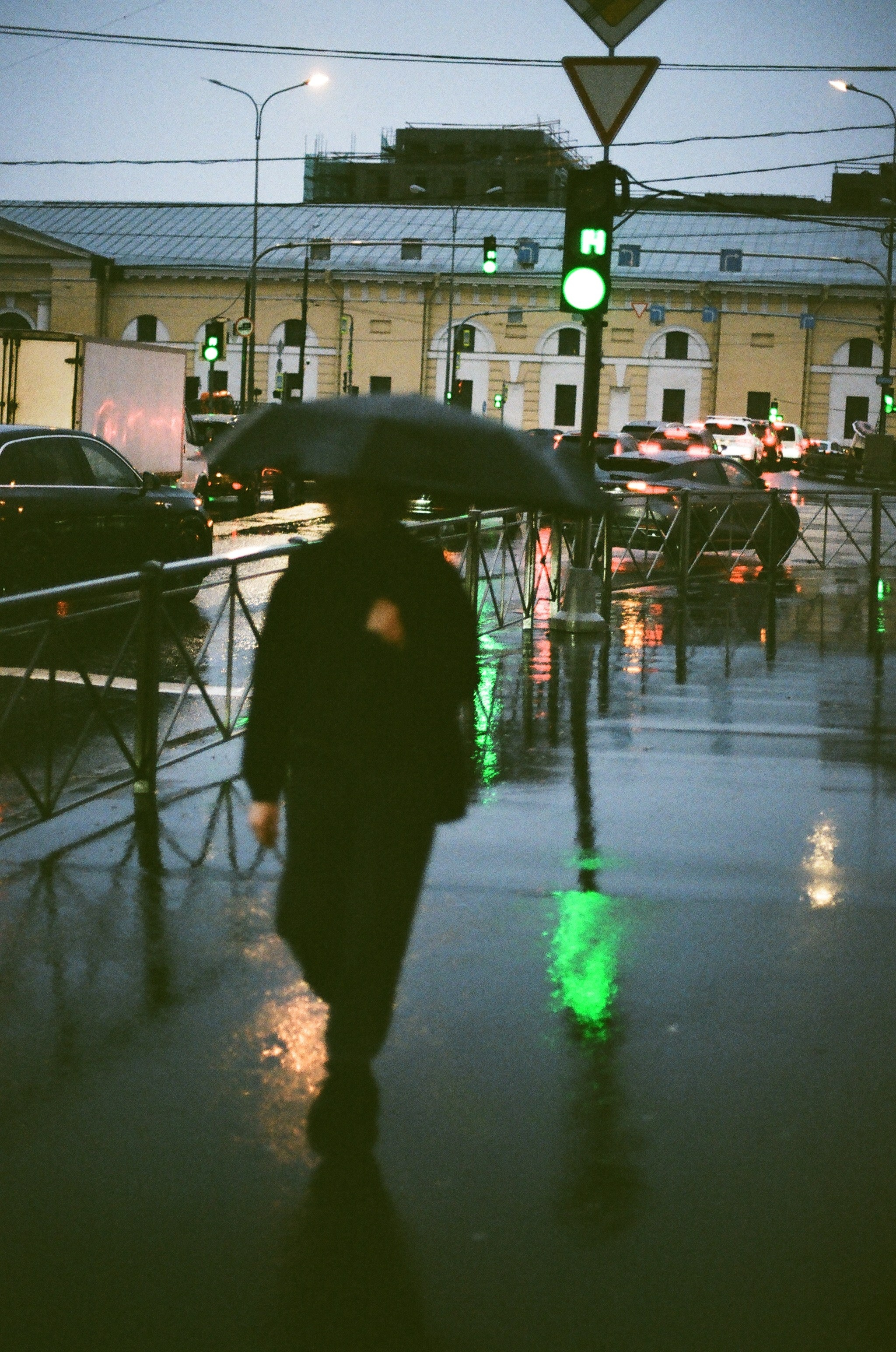 Rain and autumn in SPB. Андрей Цветков — репортажный, свадебный и портретный фотограф в Санкт-Петербурге