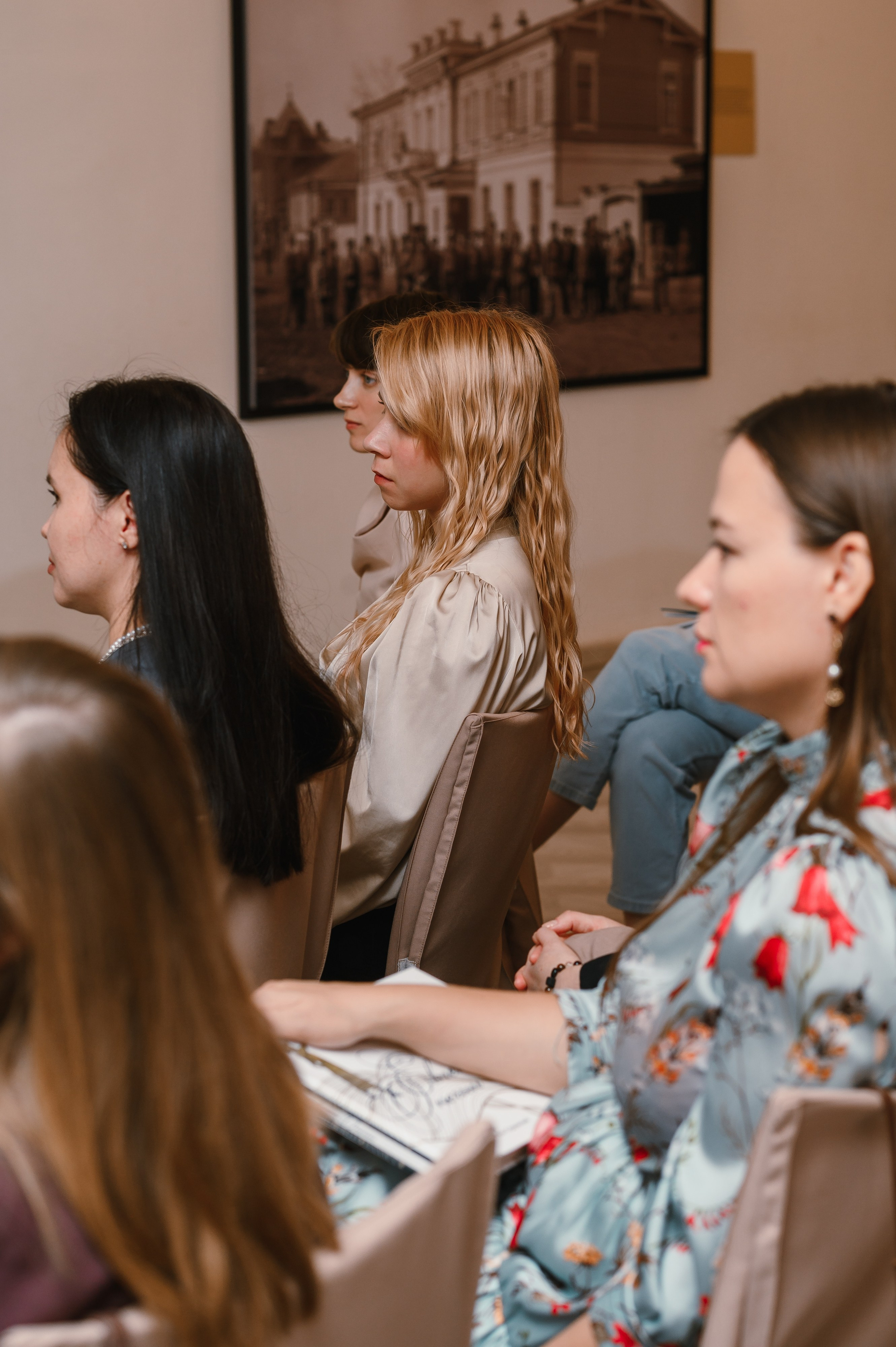 «Евгений Онегин»: лекция в особняке. Wedding and family photographer USA