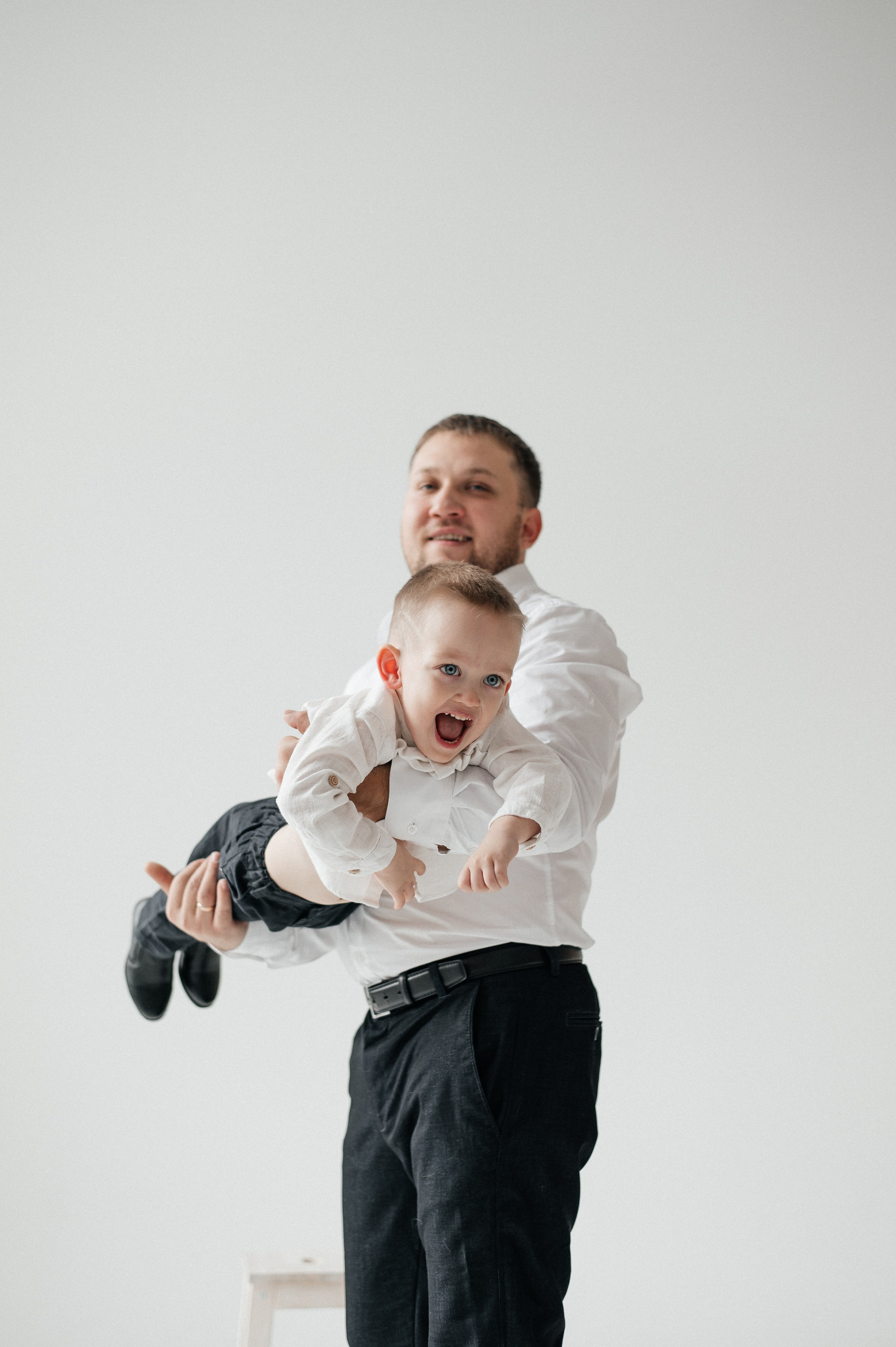 Смотреть в одну сторону. Свадебный и семейный фотограф в Красноярске Виктория Тимонина