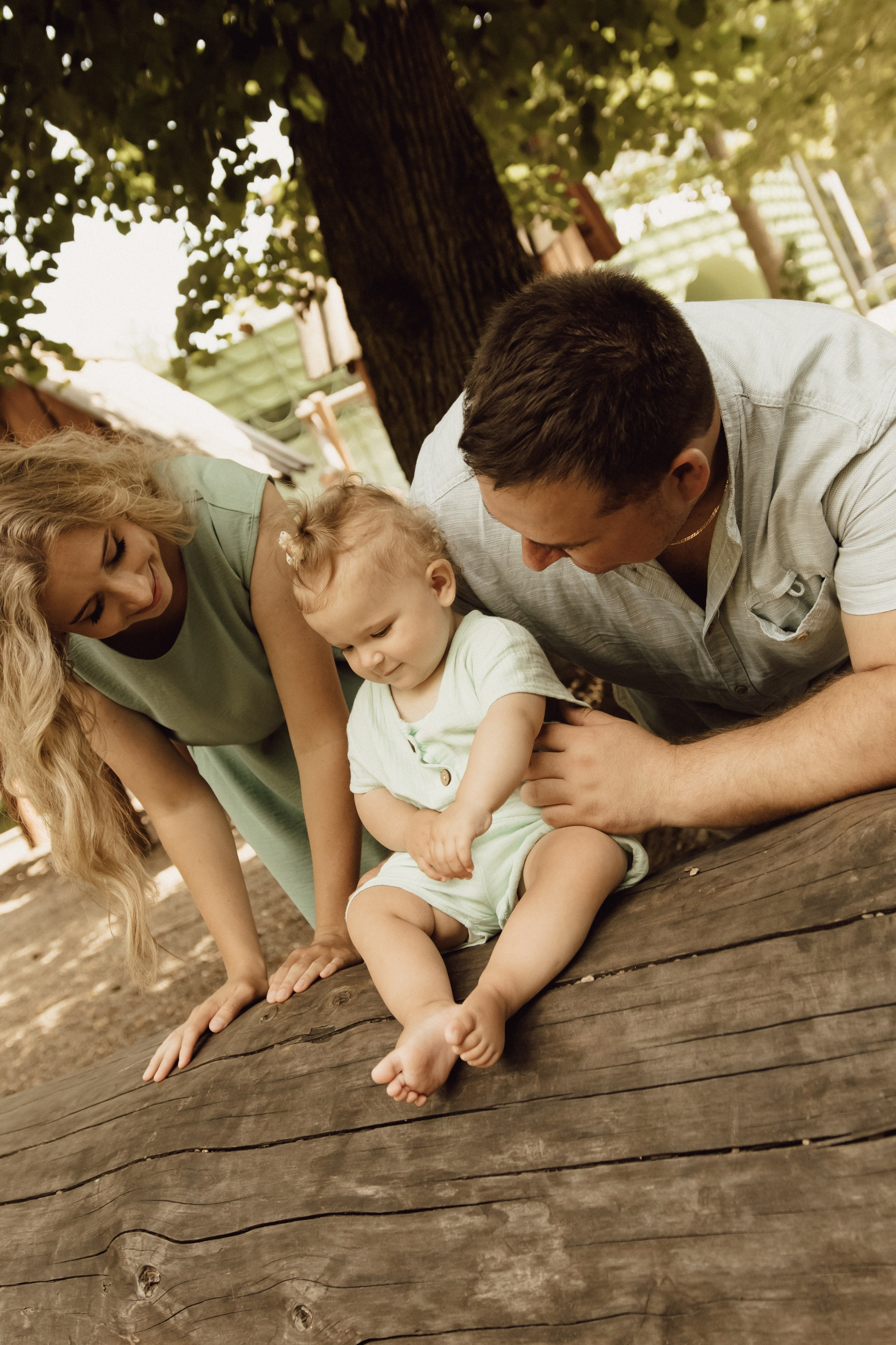 Семья Редькиных в парке Швейцария. Фотограф в Кирове и Кирово-Чепецке Валерия Шиляева