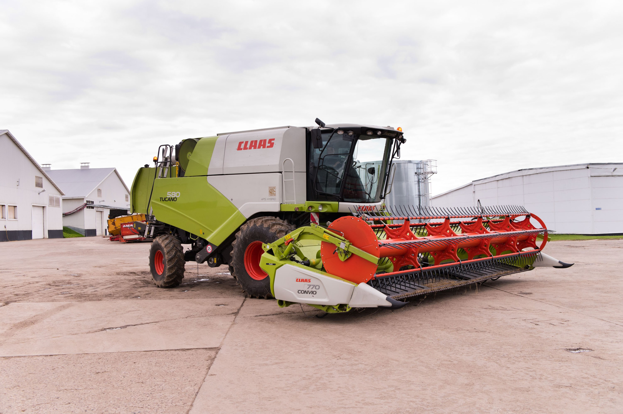 Обзор сельскохозяйственной техники CLAAS. Репортажный фотограф и видеограф Слава Думчев. Тимбилдинги, отчетники, корпоративы