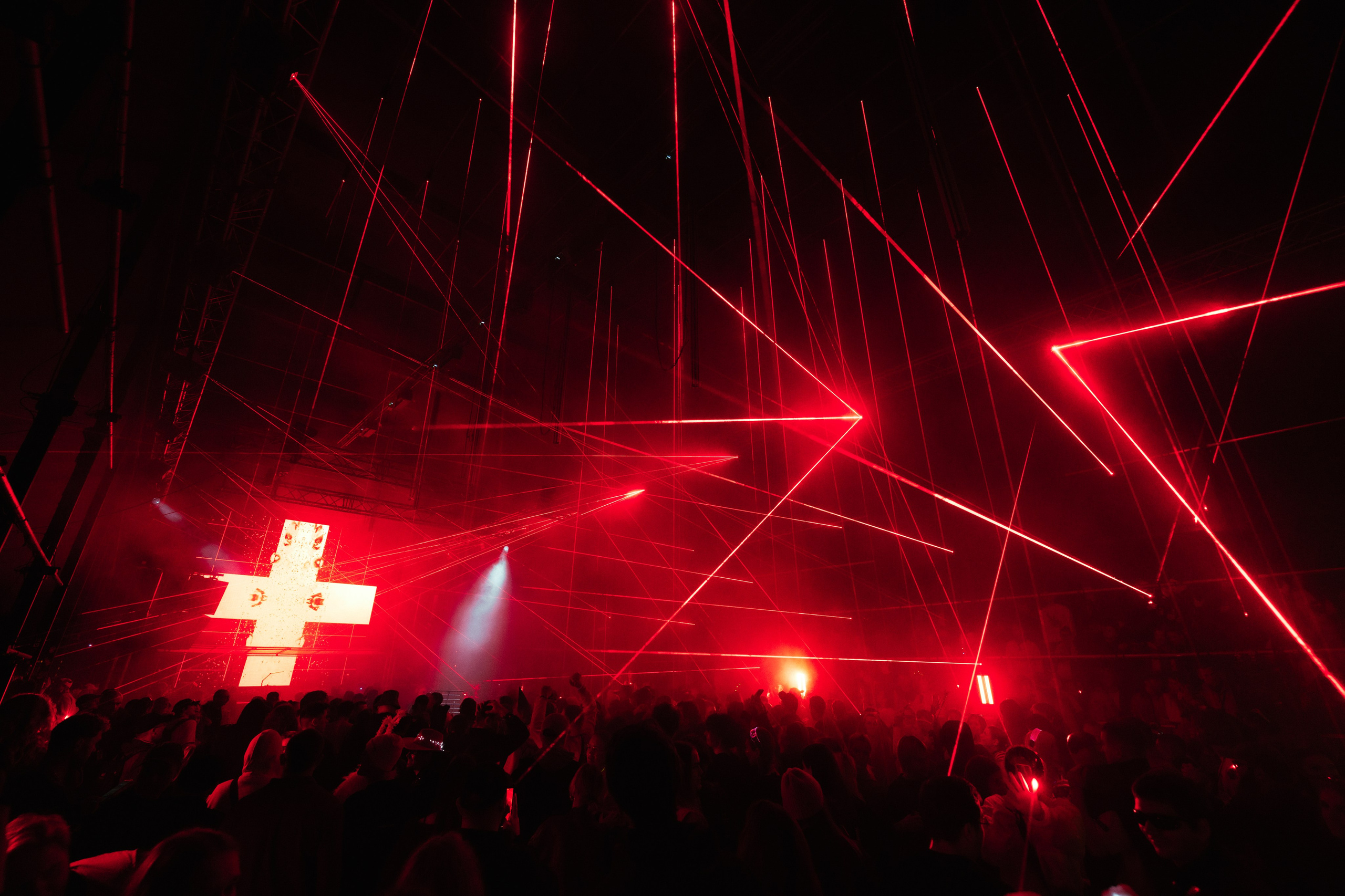 Signal 2024. @tomrus: Рустам Шагиморданов — фотограф