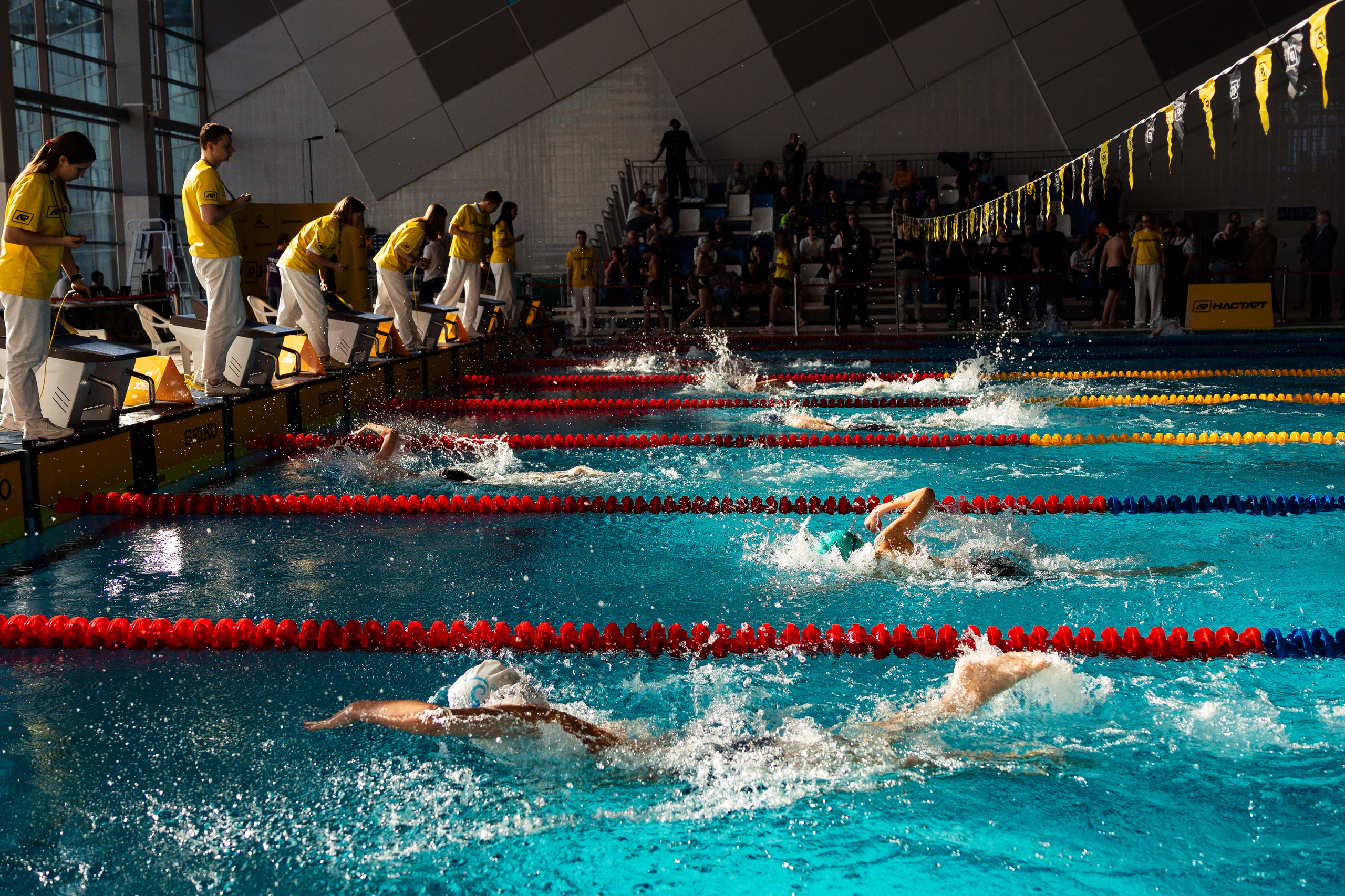 Второй тур Соревнований по плаванию «НАСТАРТ» СК «Акватория ЗИЛ». Репортажный фотограф в Москве Измалков Артем
