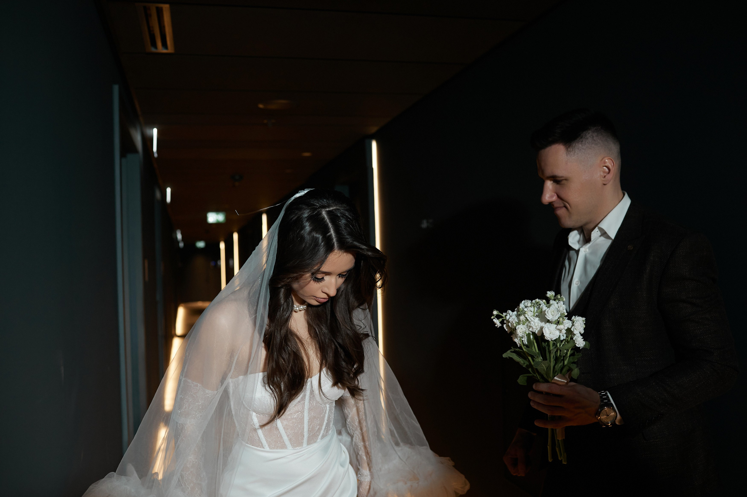 Кристина и Олег в отеле. Свадебный фотограф Москва Калуга