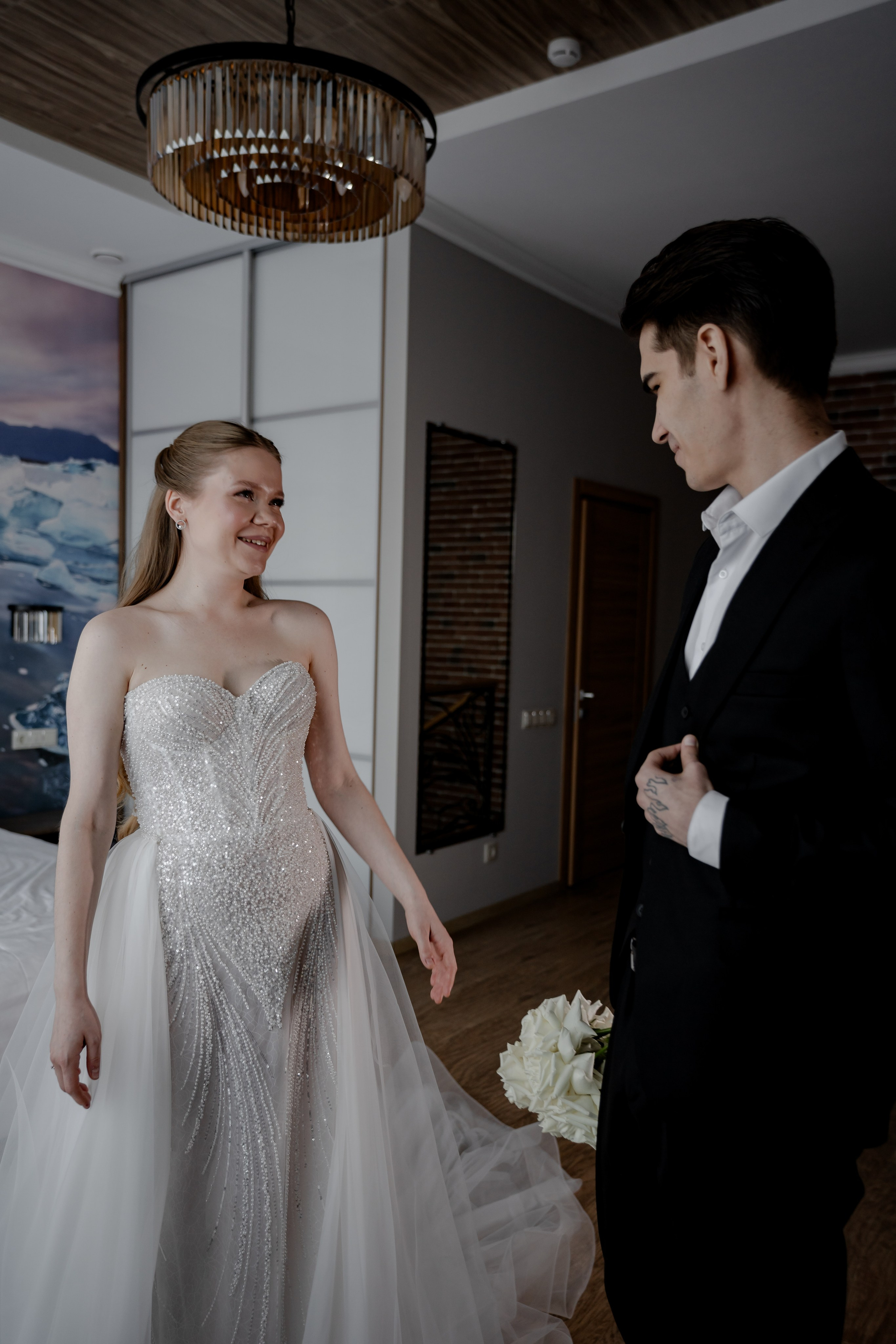 СВАДЕБНАЯ СЬЕМКА СБОРОВ В ОТЕЛЕ И ВЫЕЗД НА ЦЕРЕМОНИЮ (СНЯТО В СИБИРЕ В НИЖНЕВАРТОВСКЕ). Профессиональный фотограф, Санкт-Петербург — Виктория Богомолова