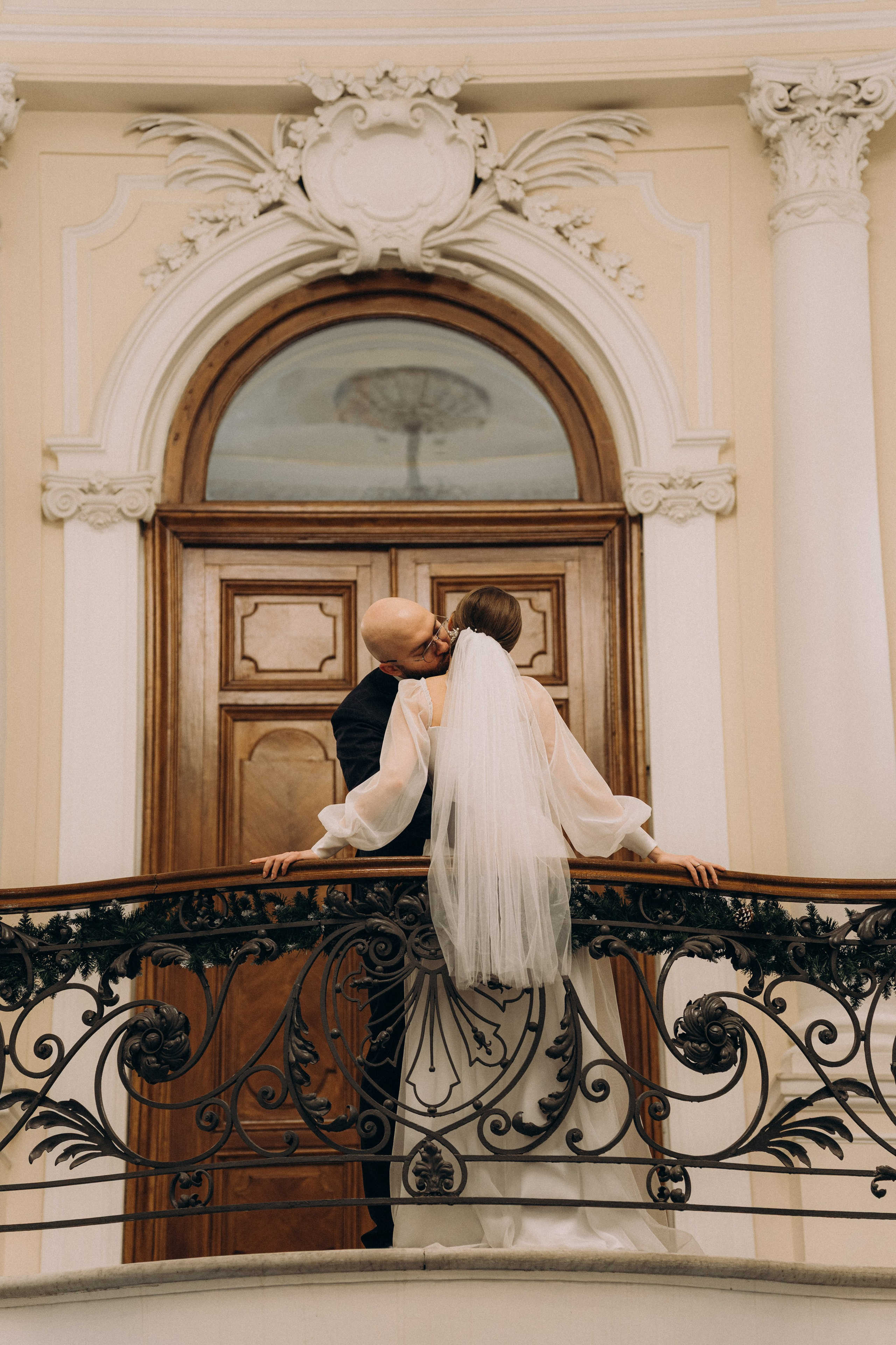 СВАДЕБНАЯ СЬЕМКА ВО ВТОРОМ ДВОРЦЕ (ДЕКАБРЬ) ТАКЖЕ СЬЕМКА В СТУДИИ НА ЧЕРНЫШЕВСКОЙ. Профессиональный фотограф, Санкт-Петербург — Виктория Богомолова