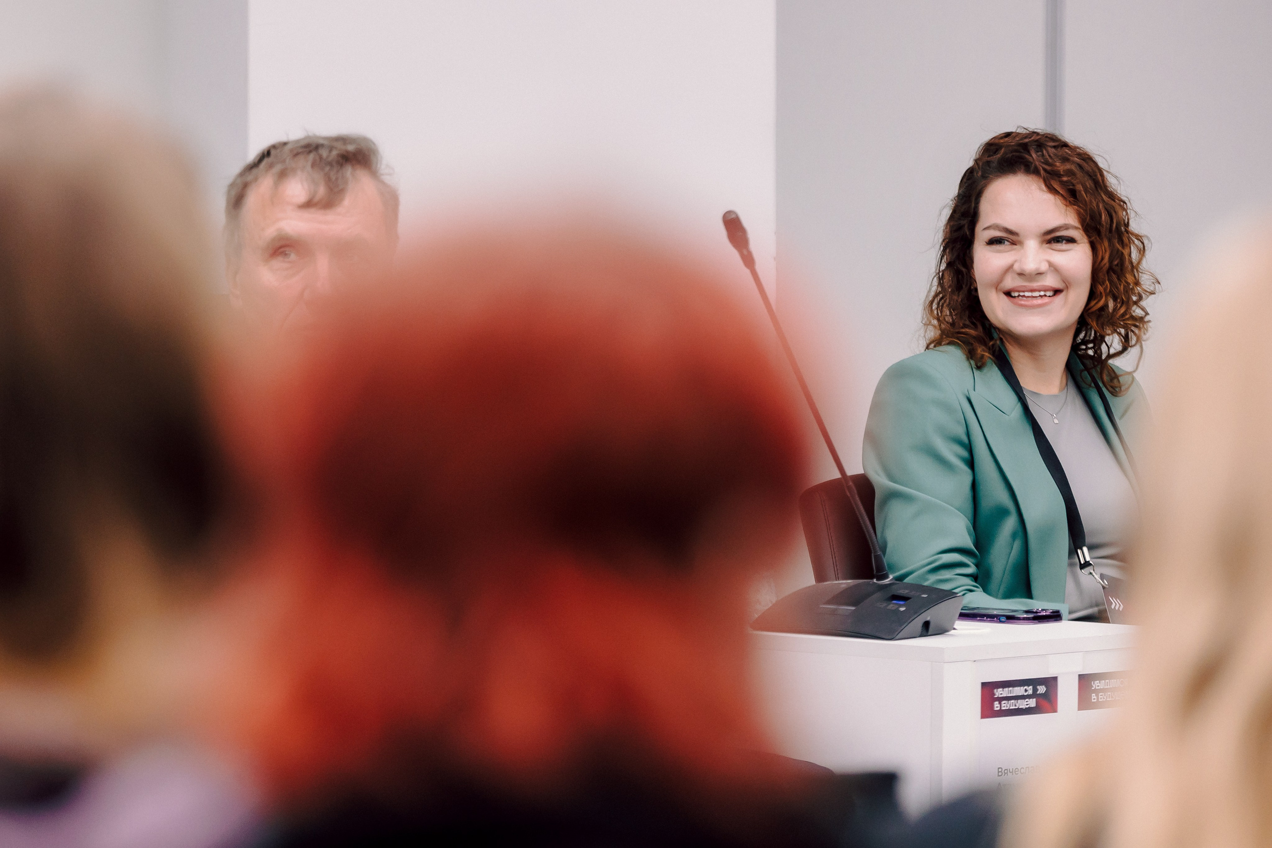 СКБ Контур — Форум будущего — Деловая программа. Лёшка Варзегов — фотограф